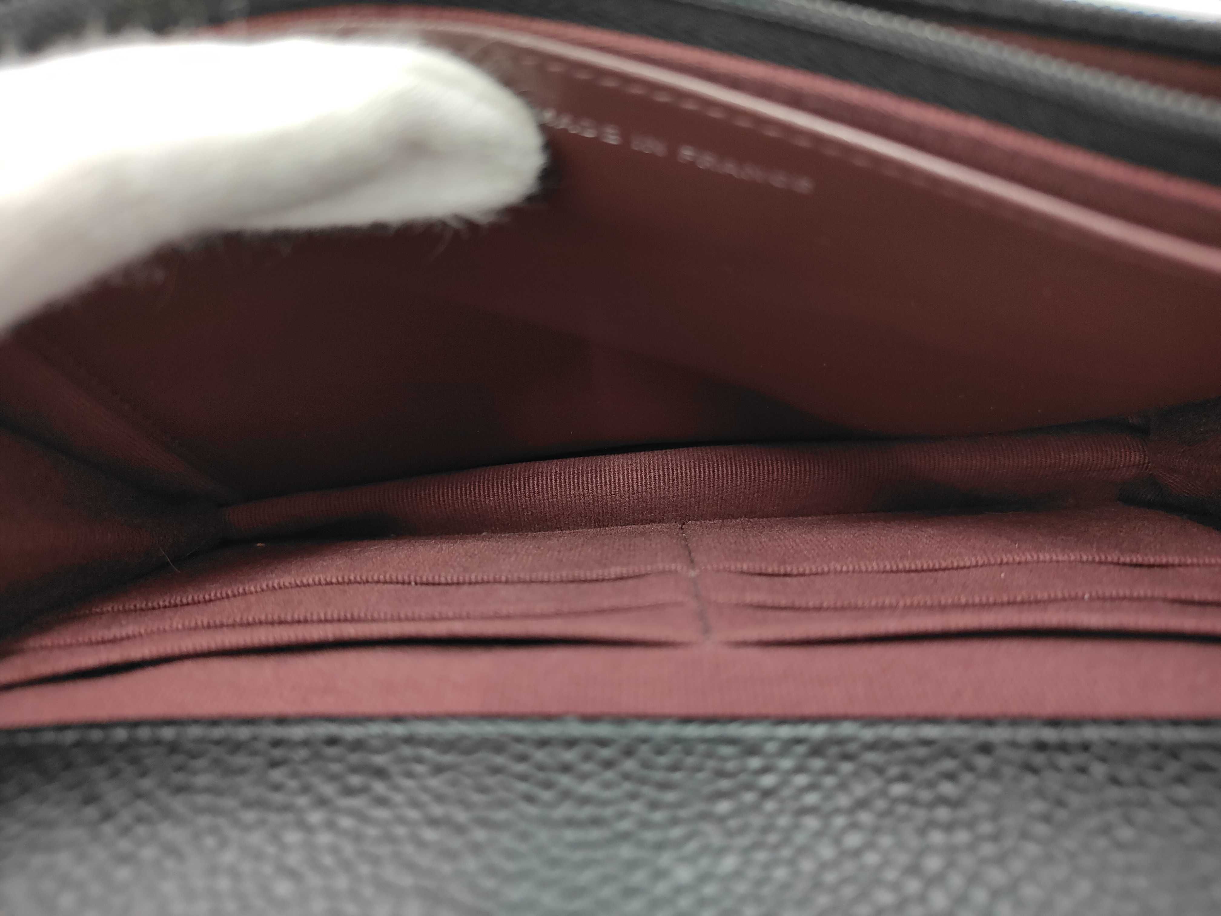 Chain Wallet Caviar Skin Bag 23 Shoulder Bag — view 9