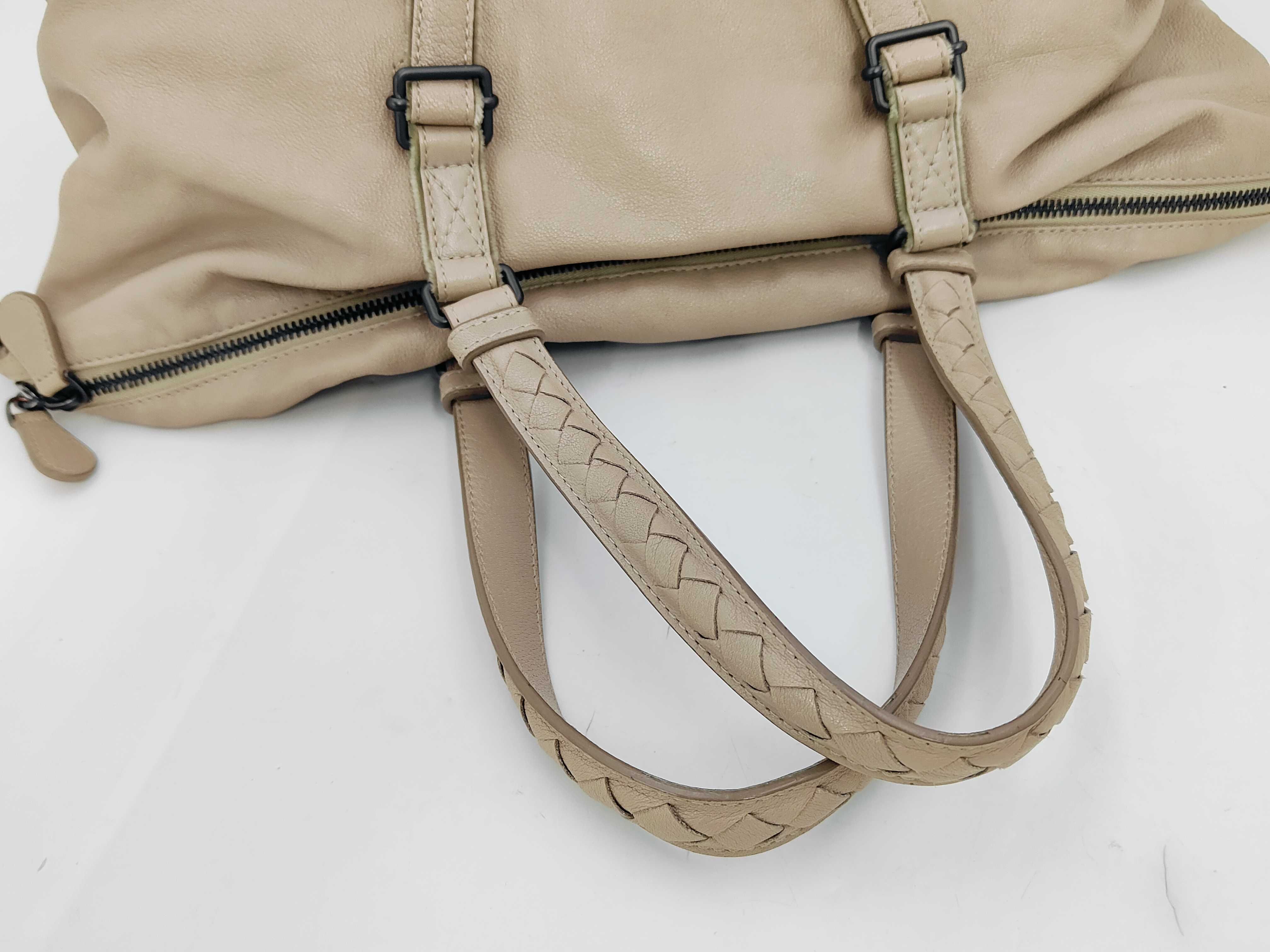 BV Bottega Veneta Beige Leather Handbag — view 3