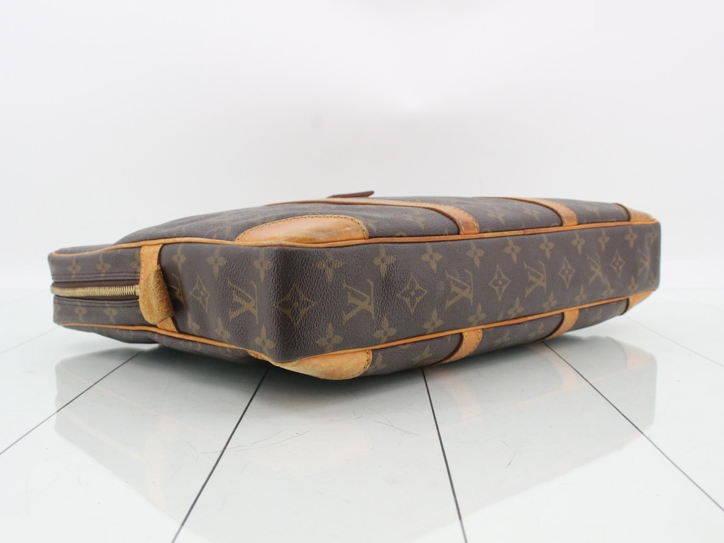 LV Monogram Portedocuments Voyage Business Bag — view 5