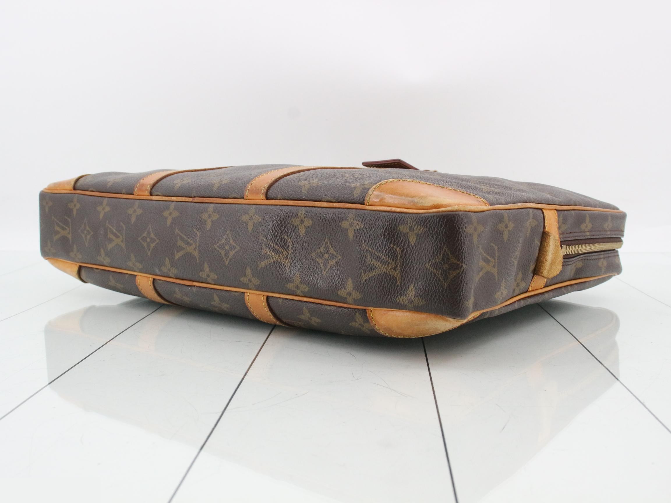 LV Monogram Portedocuments Voyage Business Bag — view 6