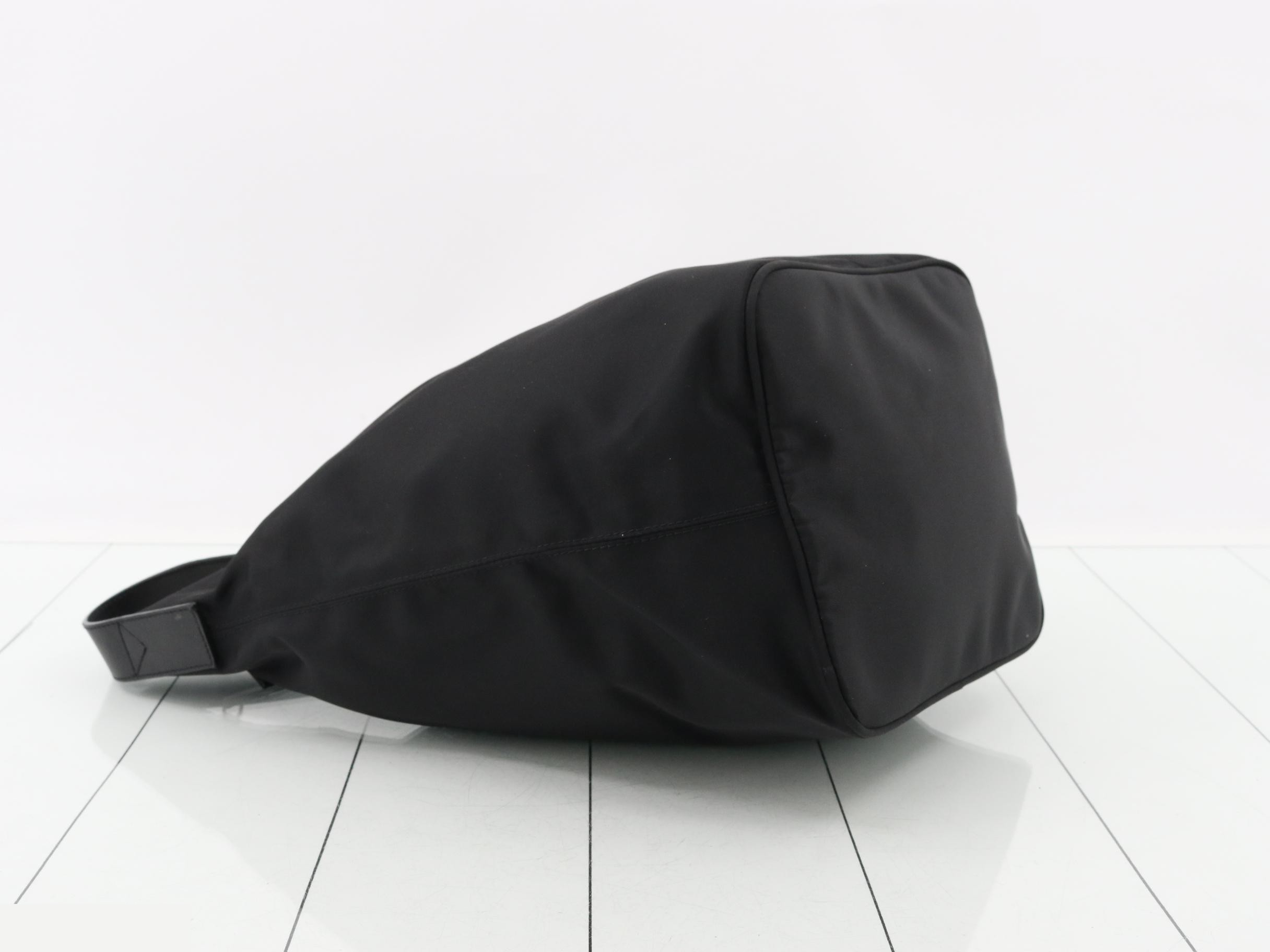 Nylon FF logo shoulder bag, black — view 5