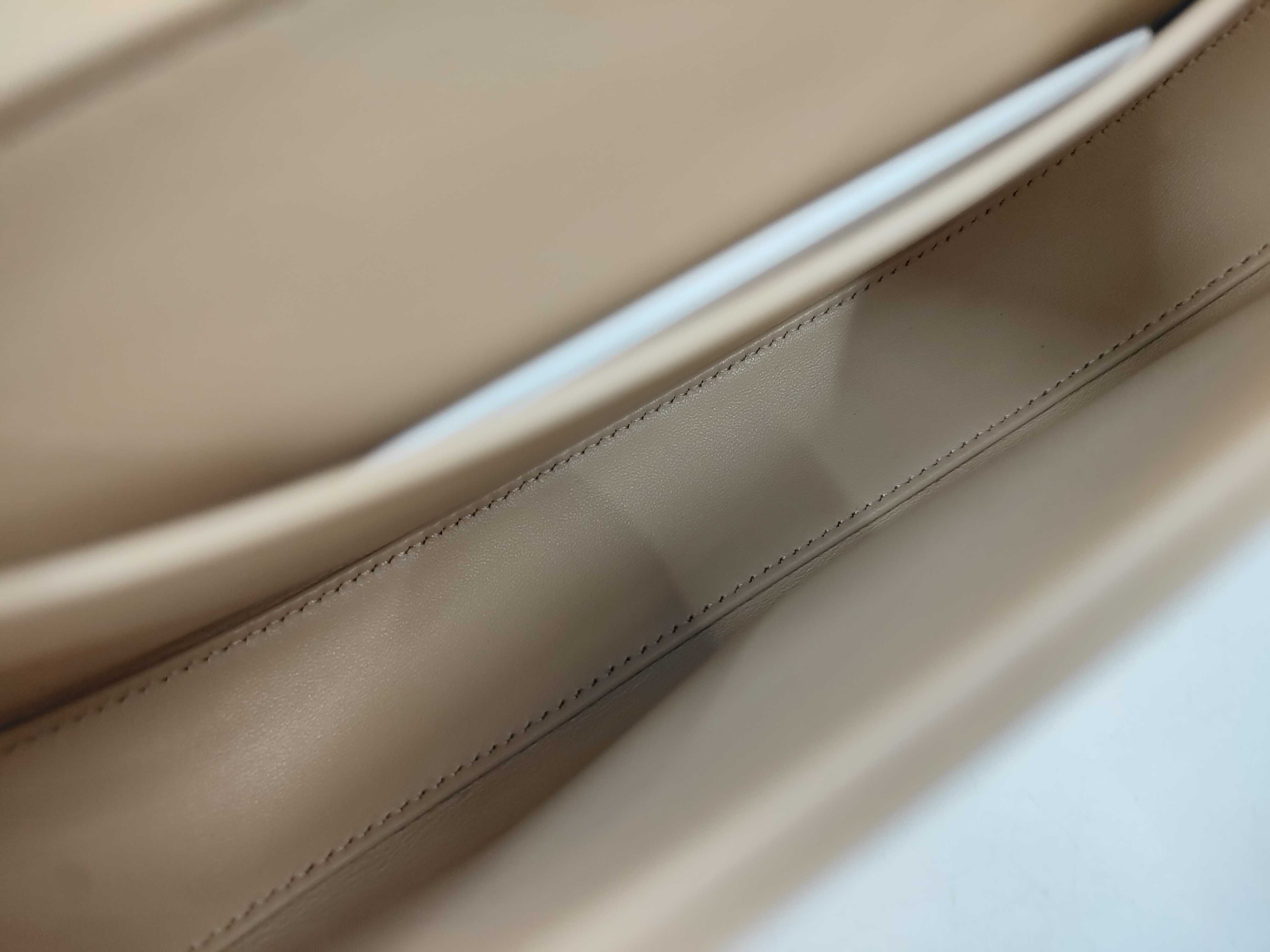 Triomphe Chain Shoulder Bag — view 8