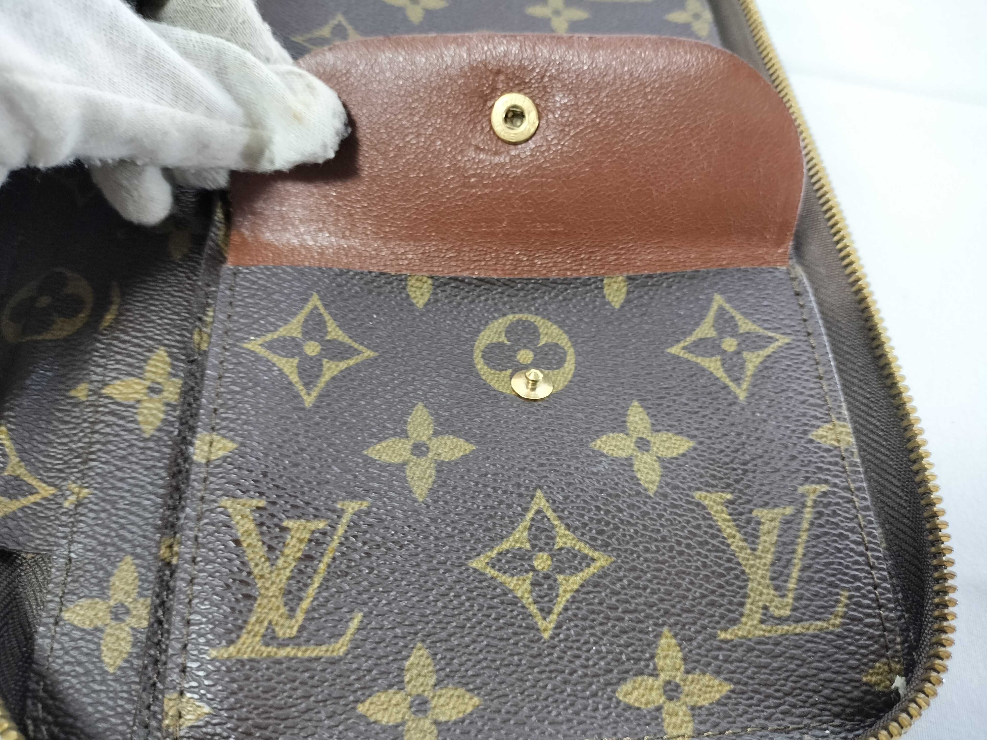 Monogram Pochette Escapade M60113 Bag — view 12