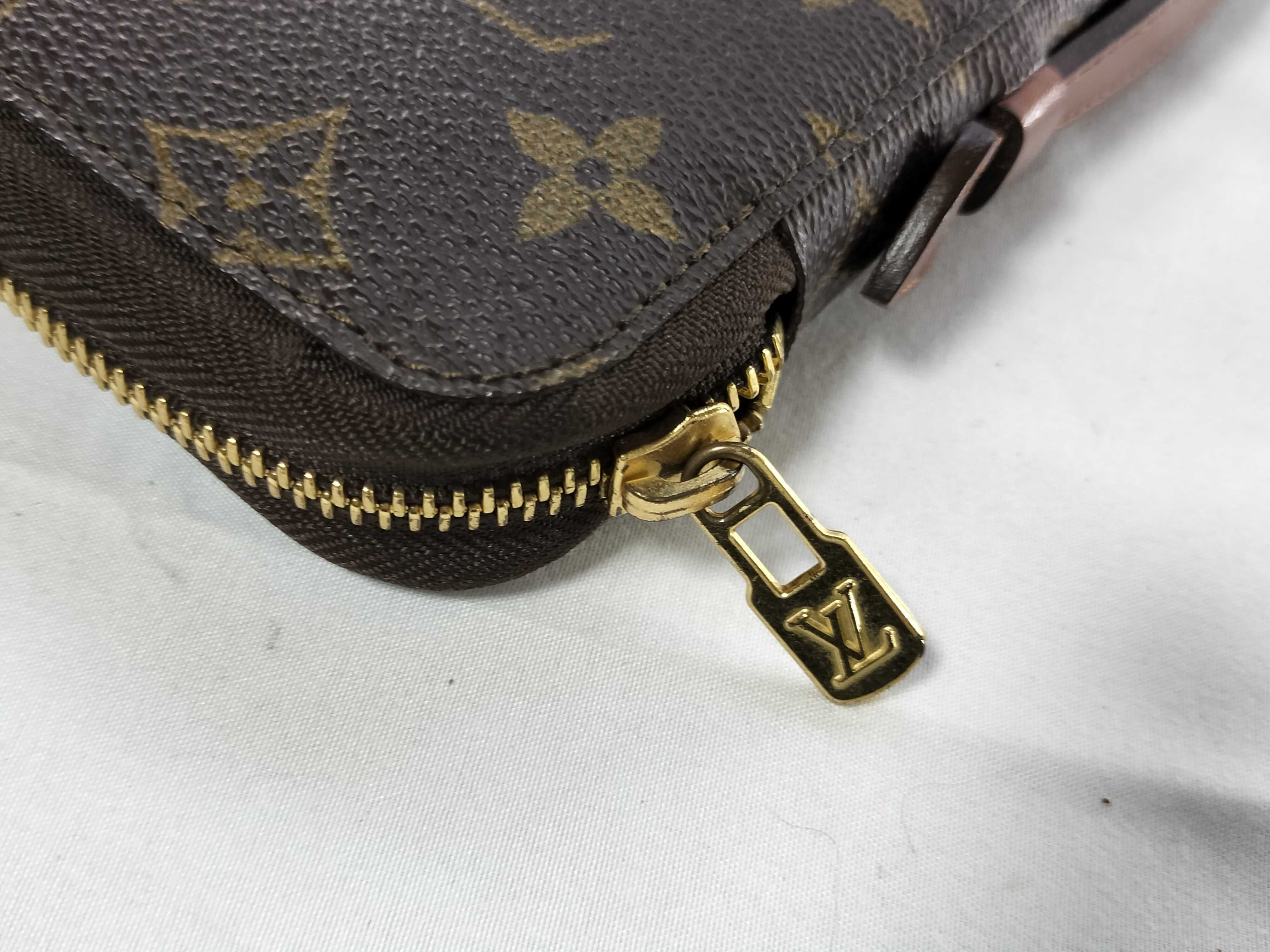 Monogram Pochette Escapade M60113 Bag — view 14