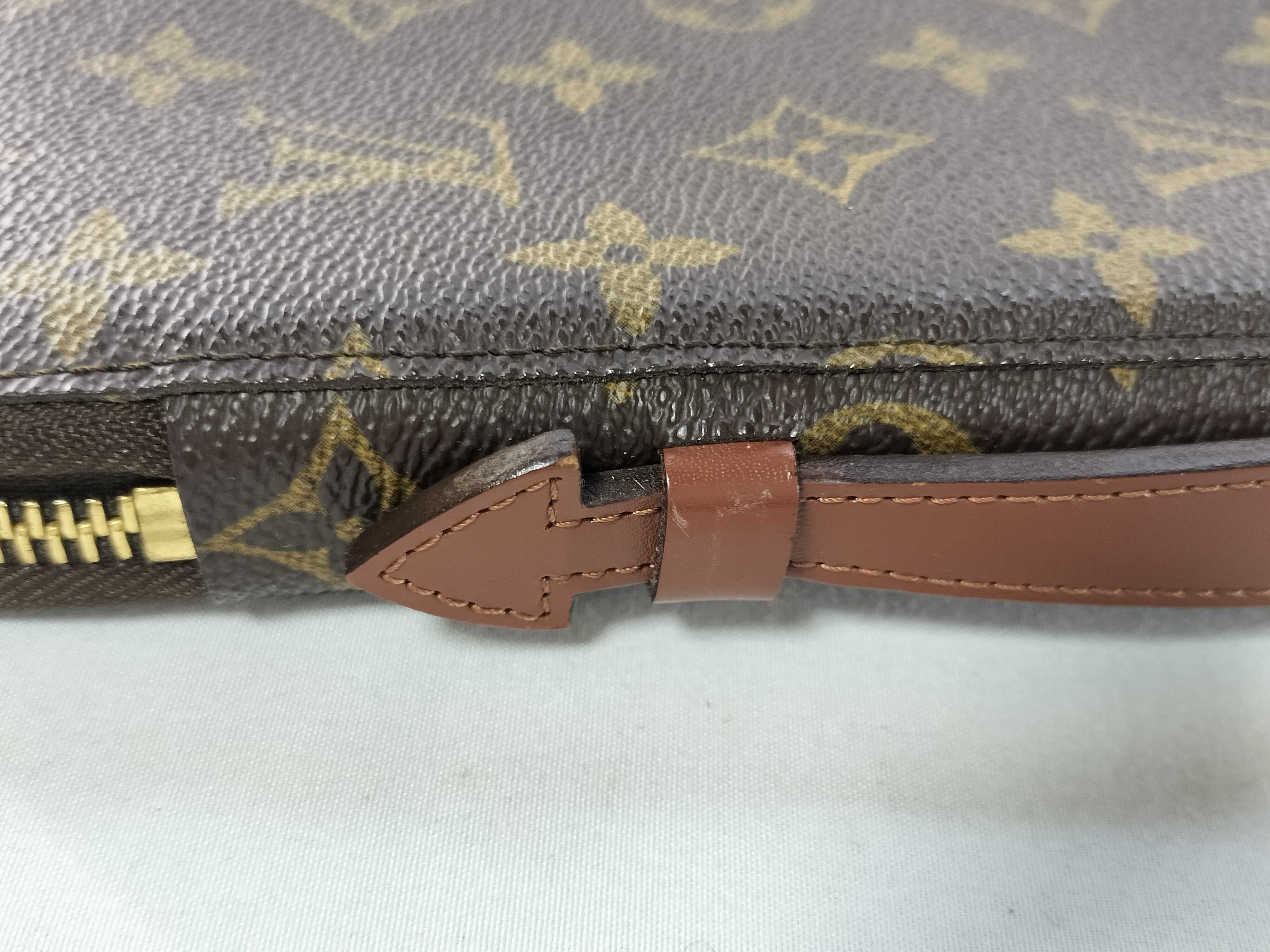 Monogram Pochette Escapade M60113 Bag — view 5