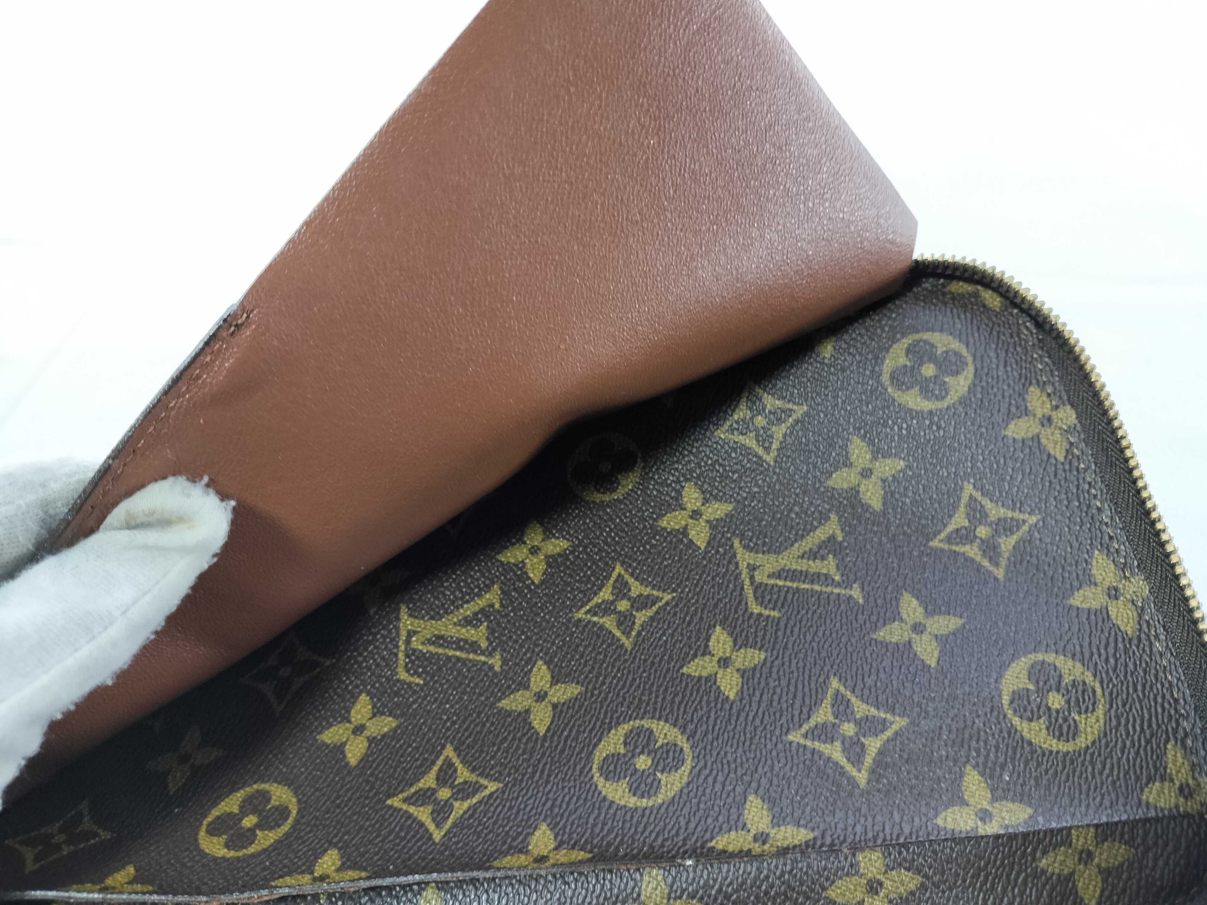 Monogram Pochette Escapade M60113 Bag — view 10