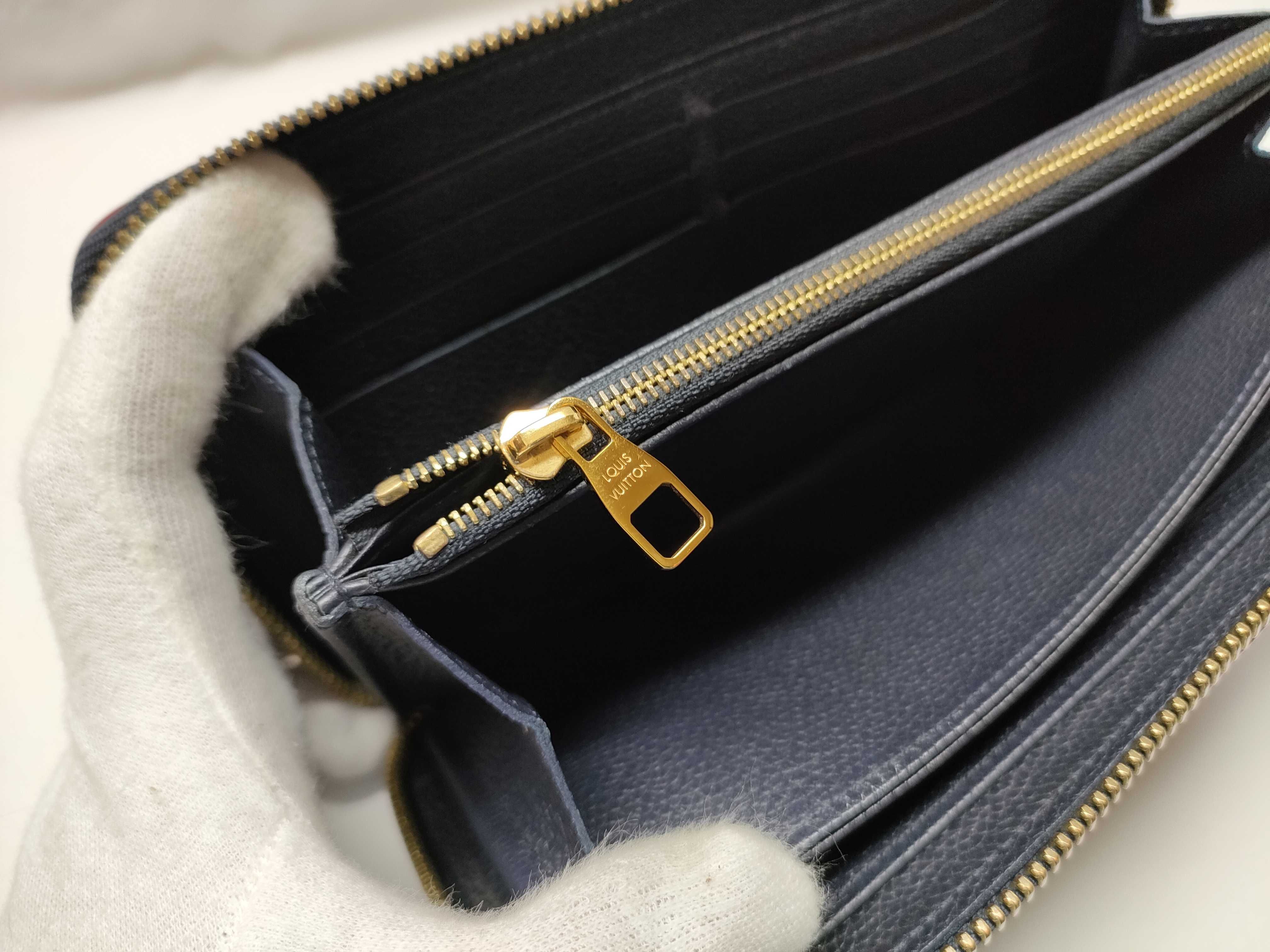 Zippy Wallet — view 12
