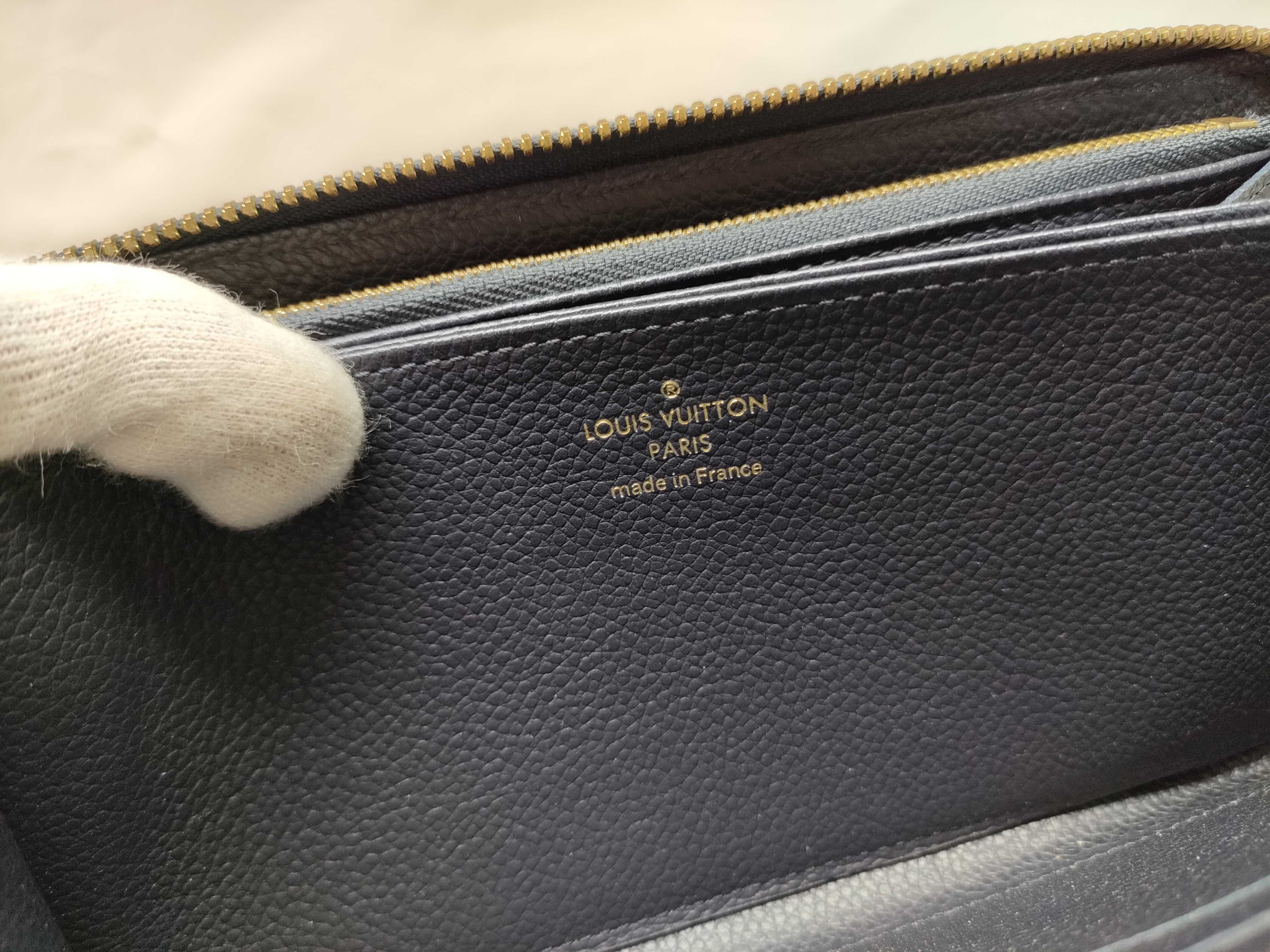 Zippy Wallet — view 10