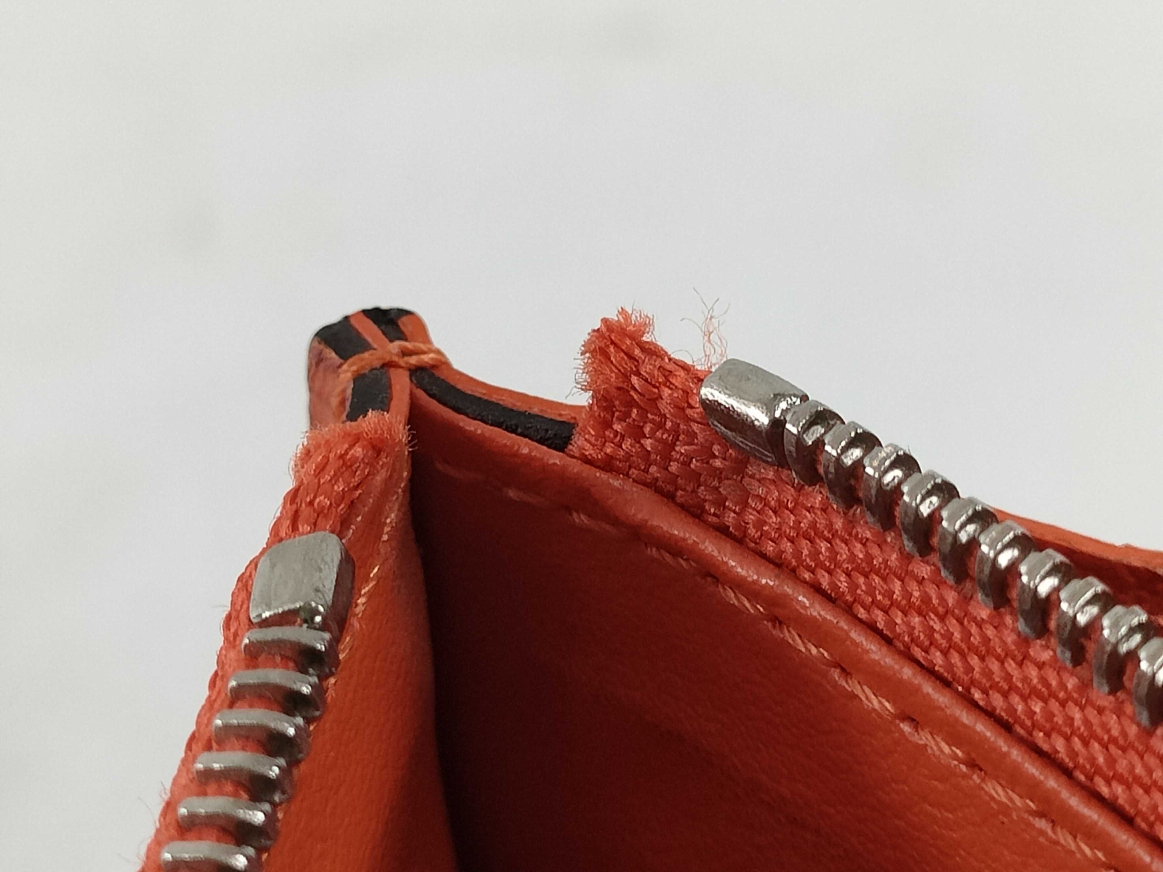 Epi Louis Vuitton Portefeuille Emilie Piment M60713 Wallet — view 9