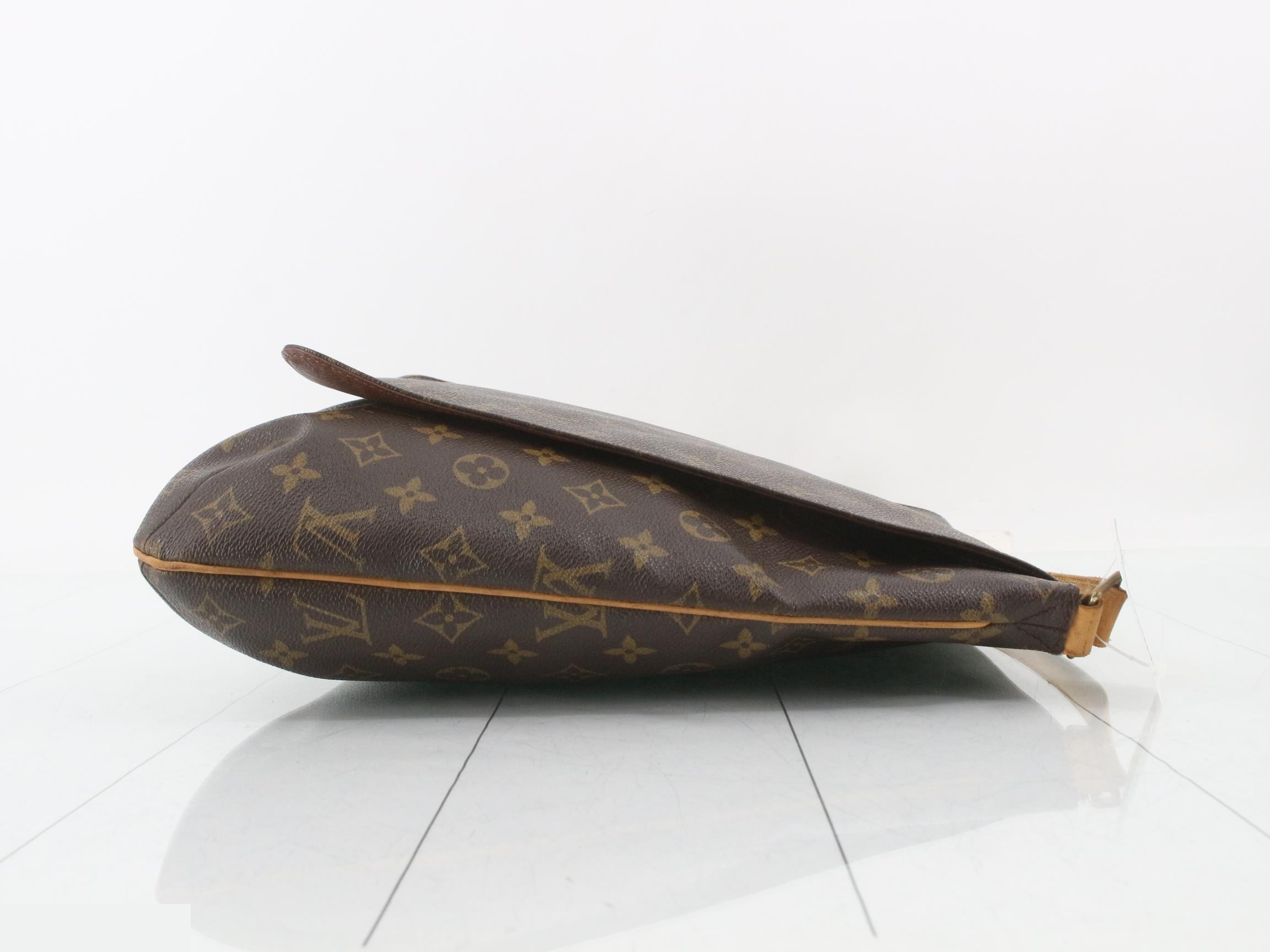 Musette Shoulder Bag M51256 (Old Model) — view 3