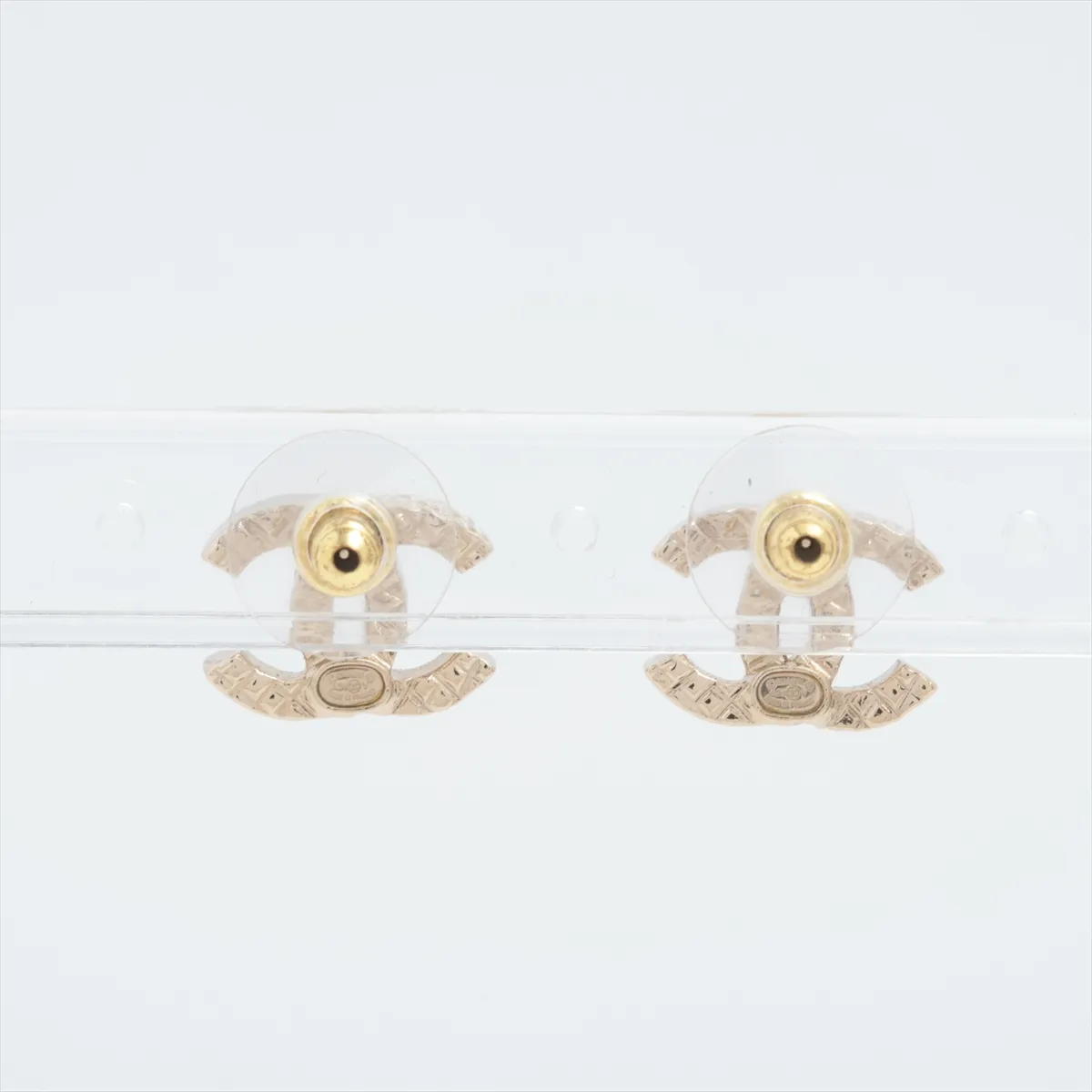Coco Mark Matelassé A24V Earrings (Pair) GP x Rhinestone Gold - — view 2