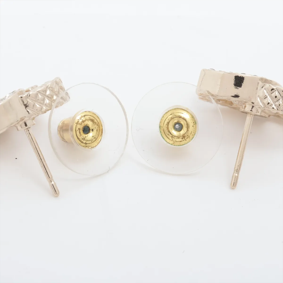 Coco Mark Matelassé A24V Earrings (Pair) GP x Rhinestone Gold - — view 4
