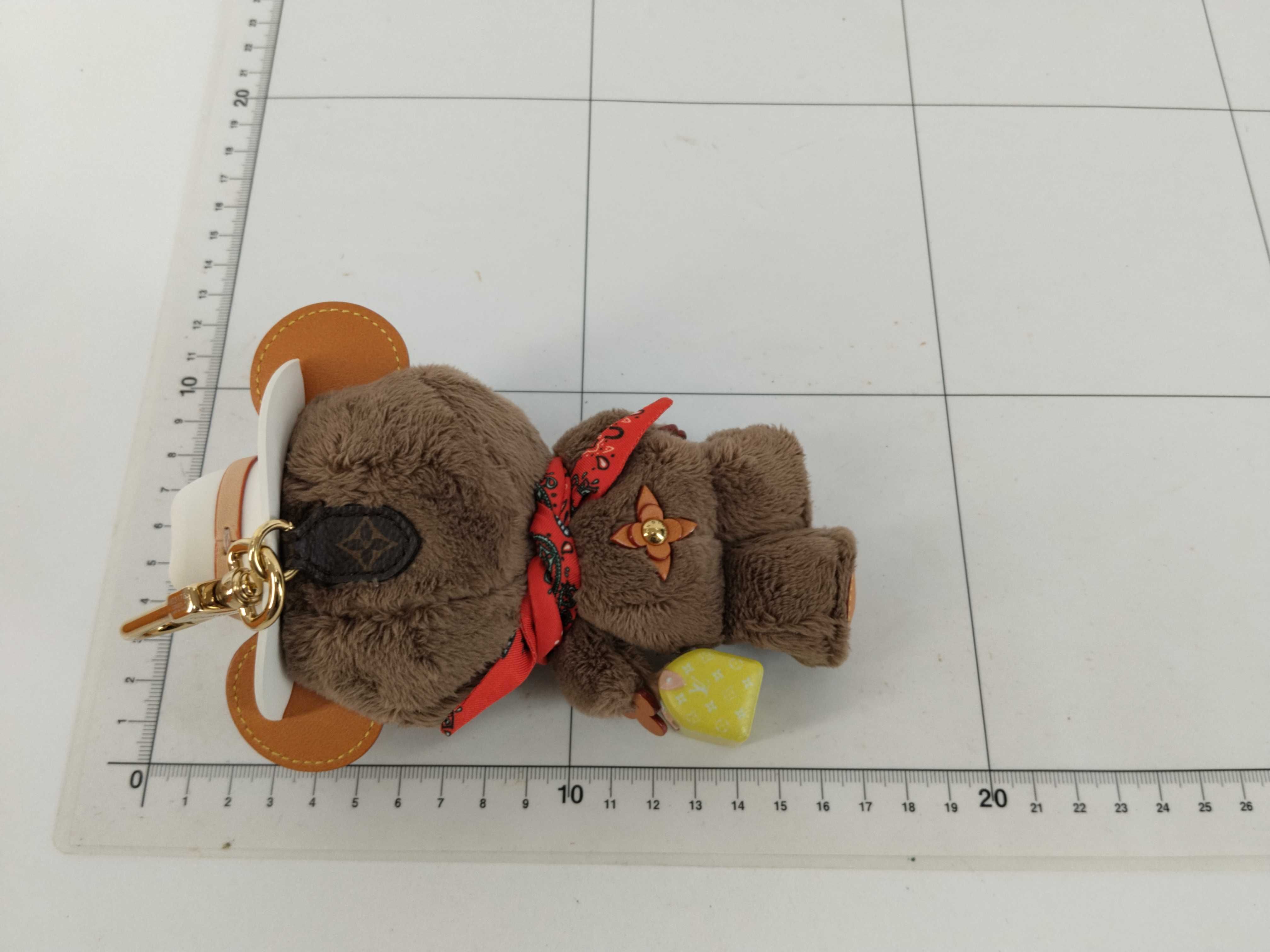 Louis Bear Bag Charm M03176 Charm — view 9