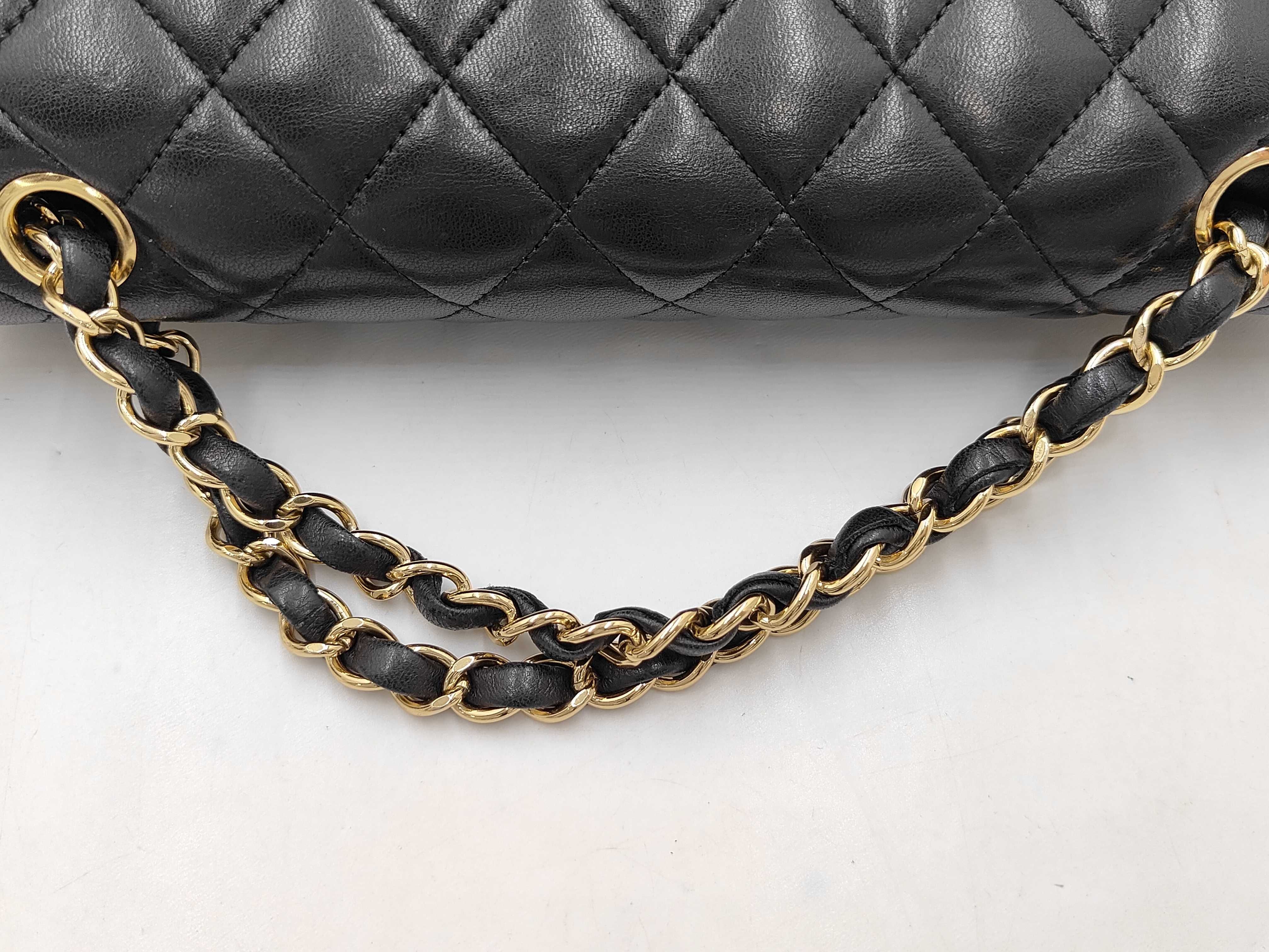 Matelassé 25 Double Flap Lambskin Chain Shoulder Bag (Serial Number 18) — view 4
