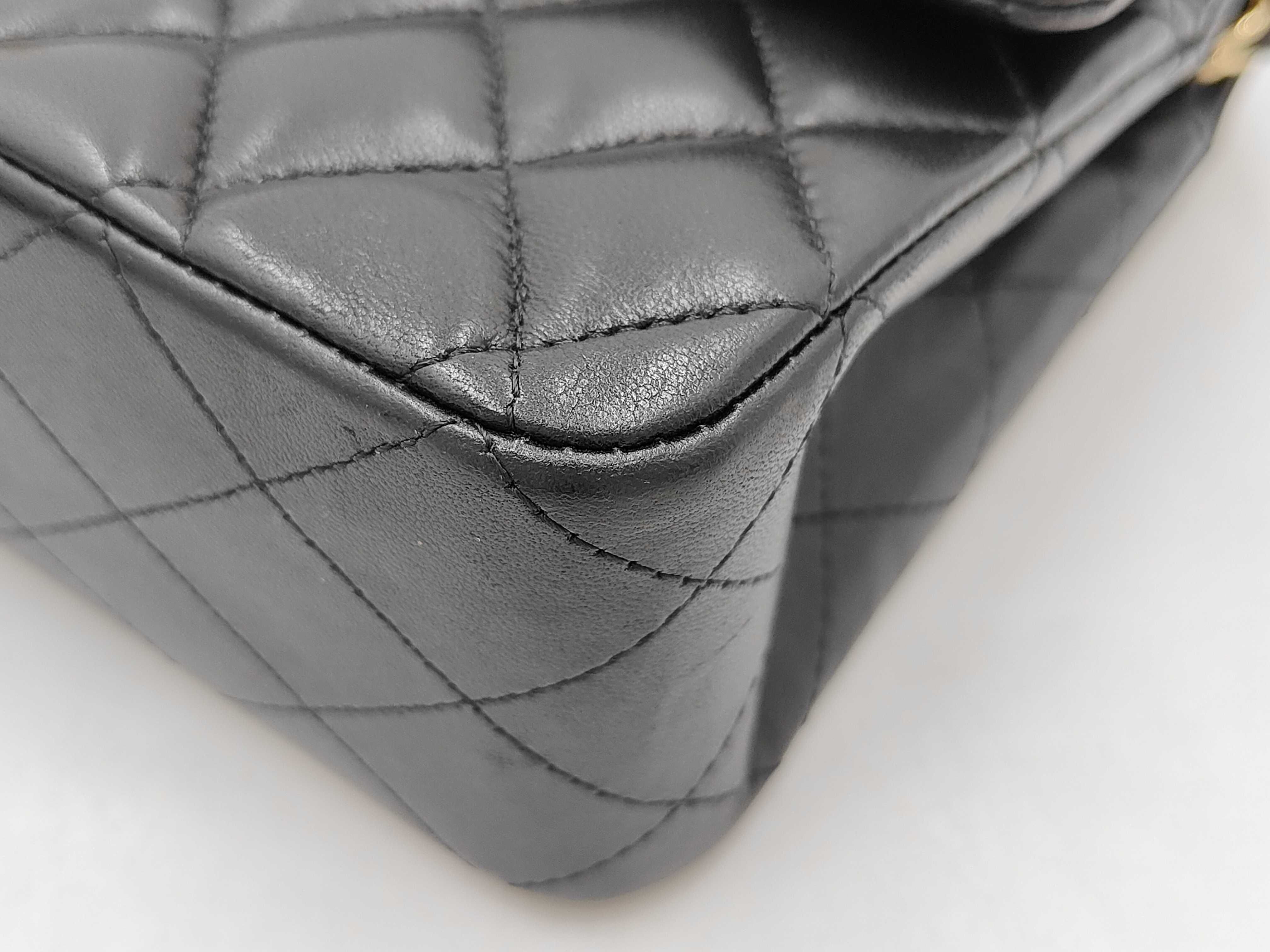 Matelassé 25 Double Flap Lambskin Chain Shoulder Bag (Serial Number 18) — view 7