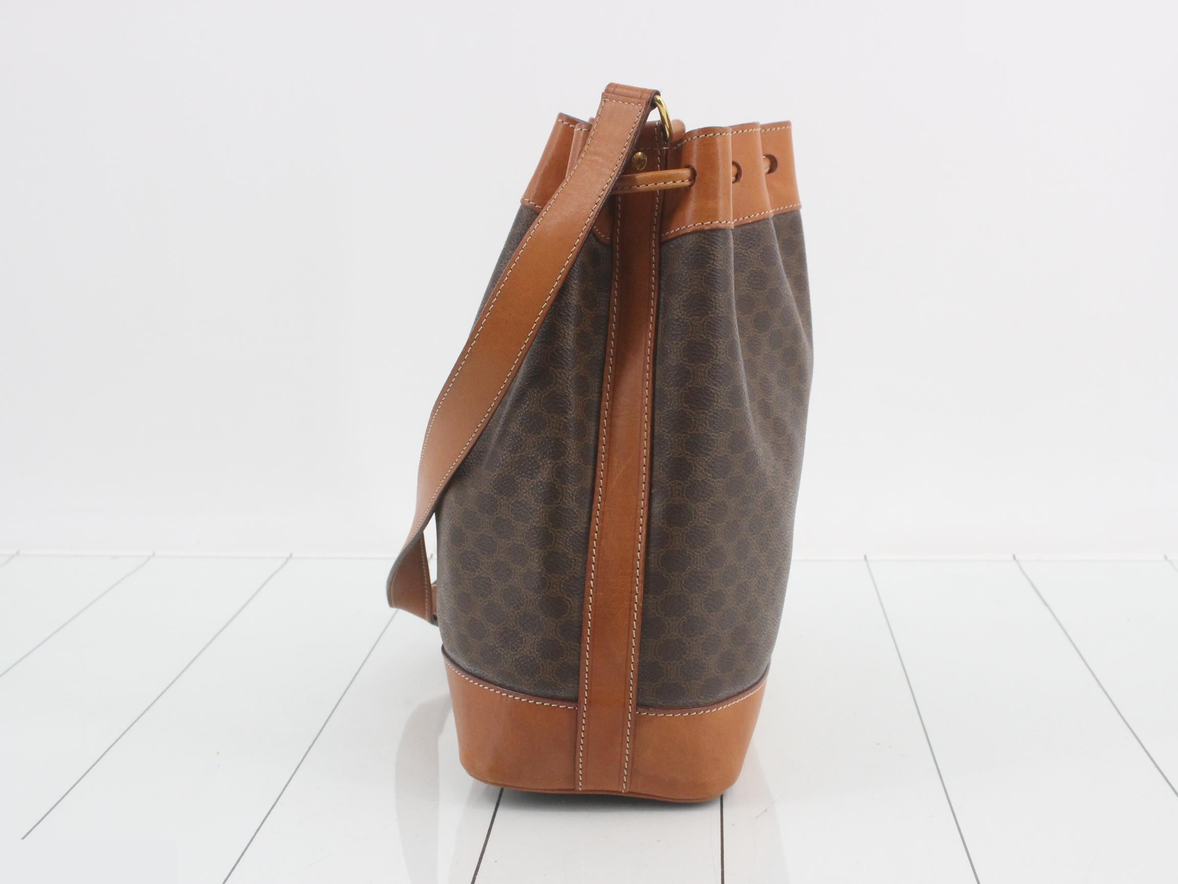 Macadam drawstring shoulder bag, PVC/leather, brown — view 3