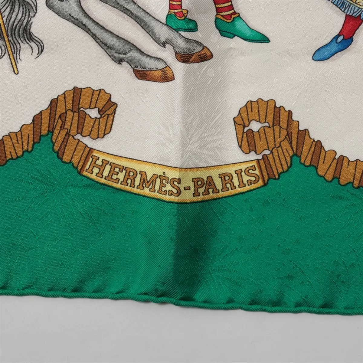 Carre 90 "LES FETES DU ROI SOLEIL" (Celebration of the Sun King) scarf, silk, green. Shows signs of wear, — view 6