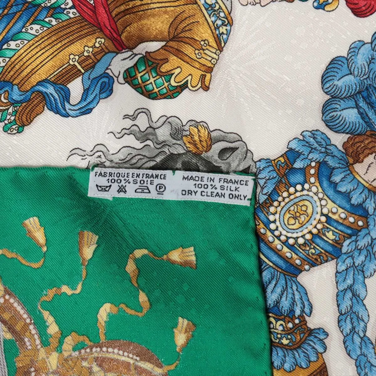 Carre 90 "LES FETES DU ROI SOLEIL" (Celebration of the Sun King) scarf, silk, green. Shows signs of wear, — view 7