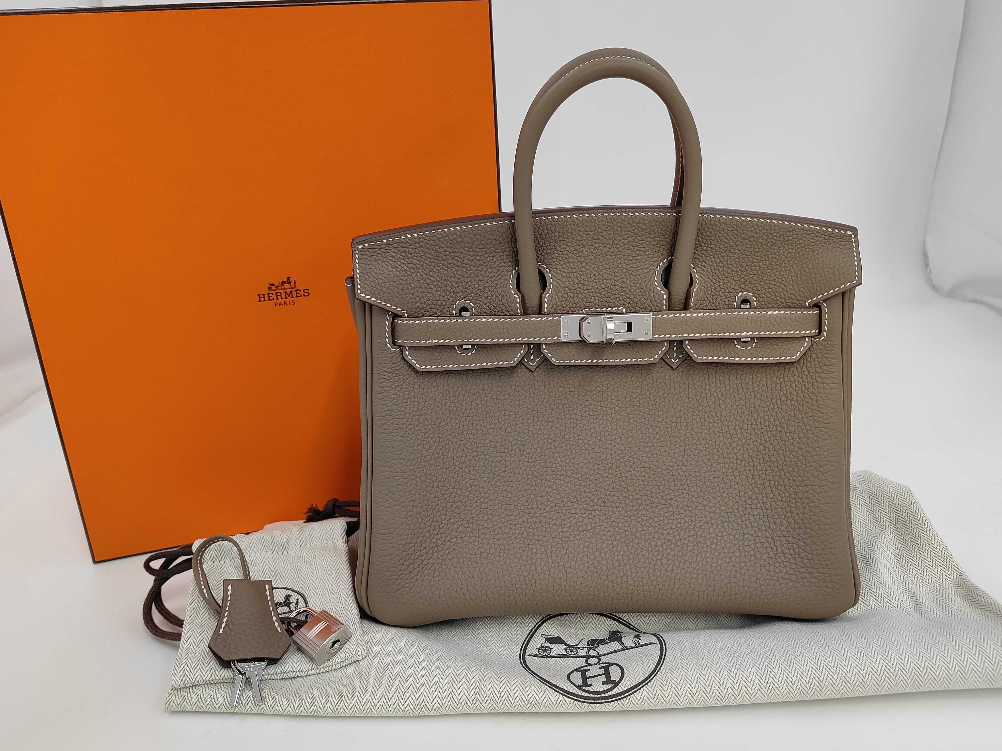 Birkin 25 Etoupe Togo Silver Hardware G Stamp Handbag