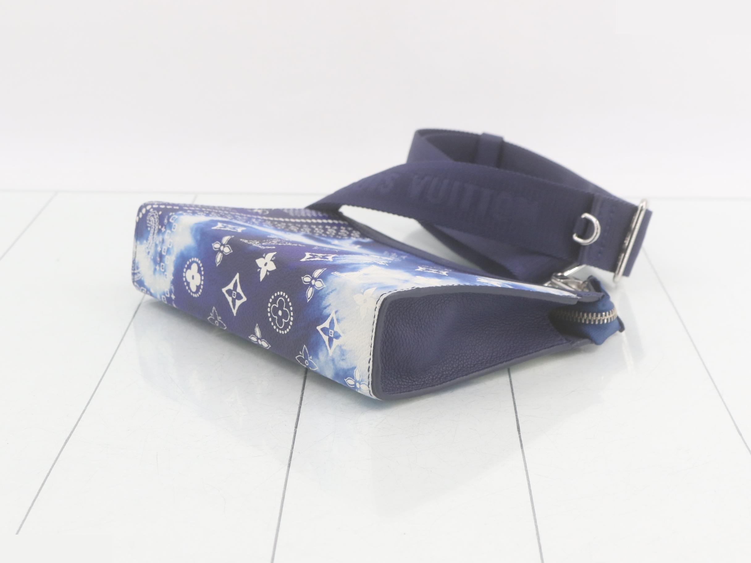 Gaston Wearable Wallet — view 5