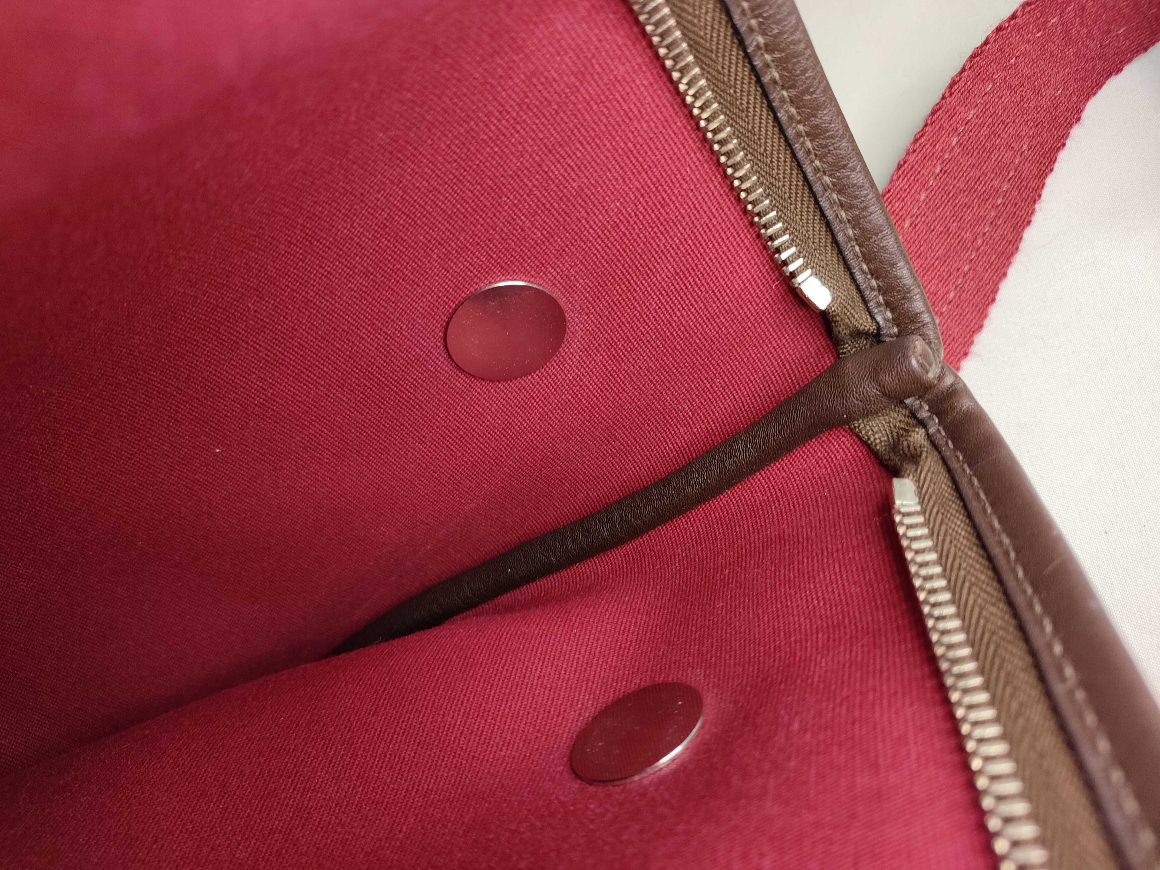 Mrs. Hippie Toile Officier x Veau Swift Shoulder Bag — view 9