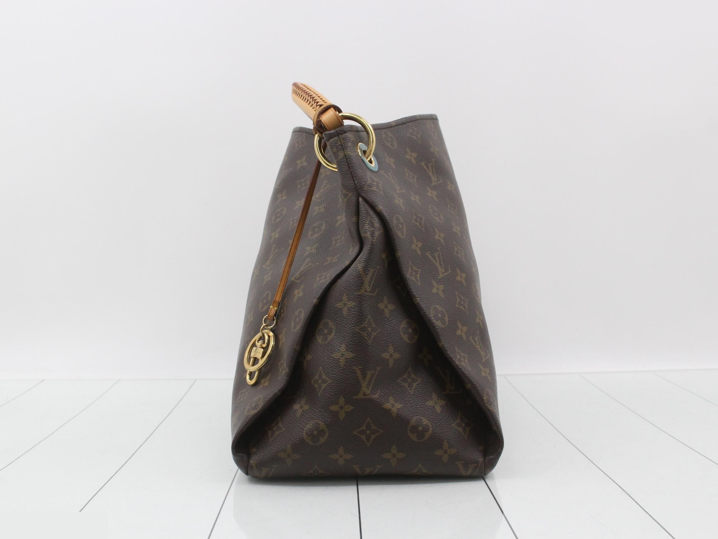 Monogram Artsy MM Shoulder Bag — view 3