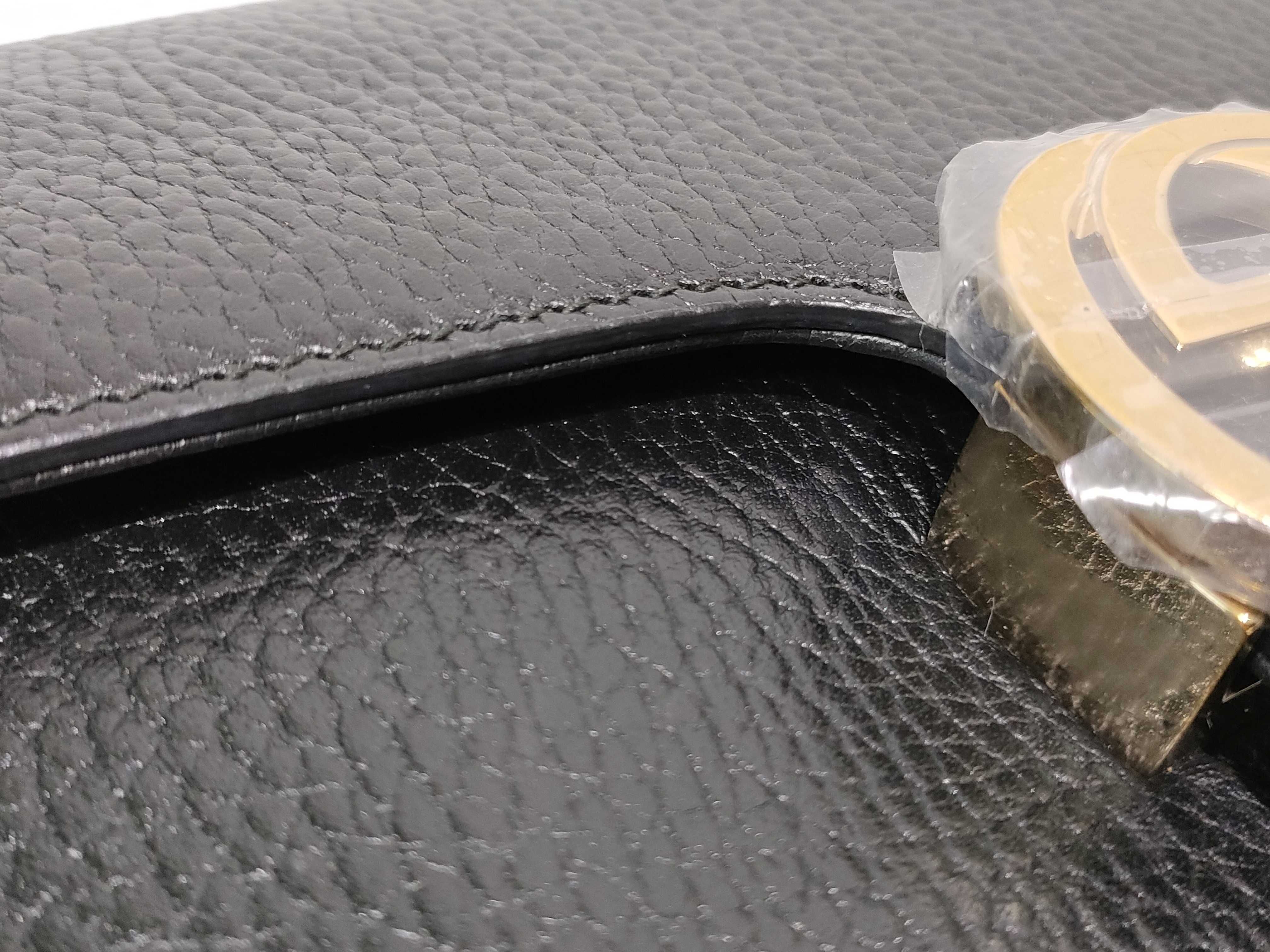 Interlocking Chain Bag Small Shoulder Bag — view 15