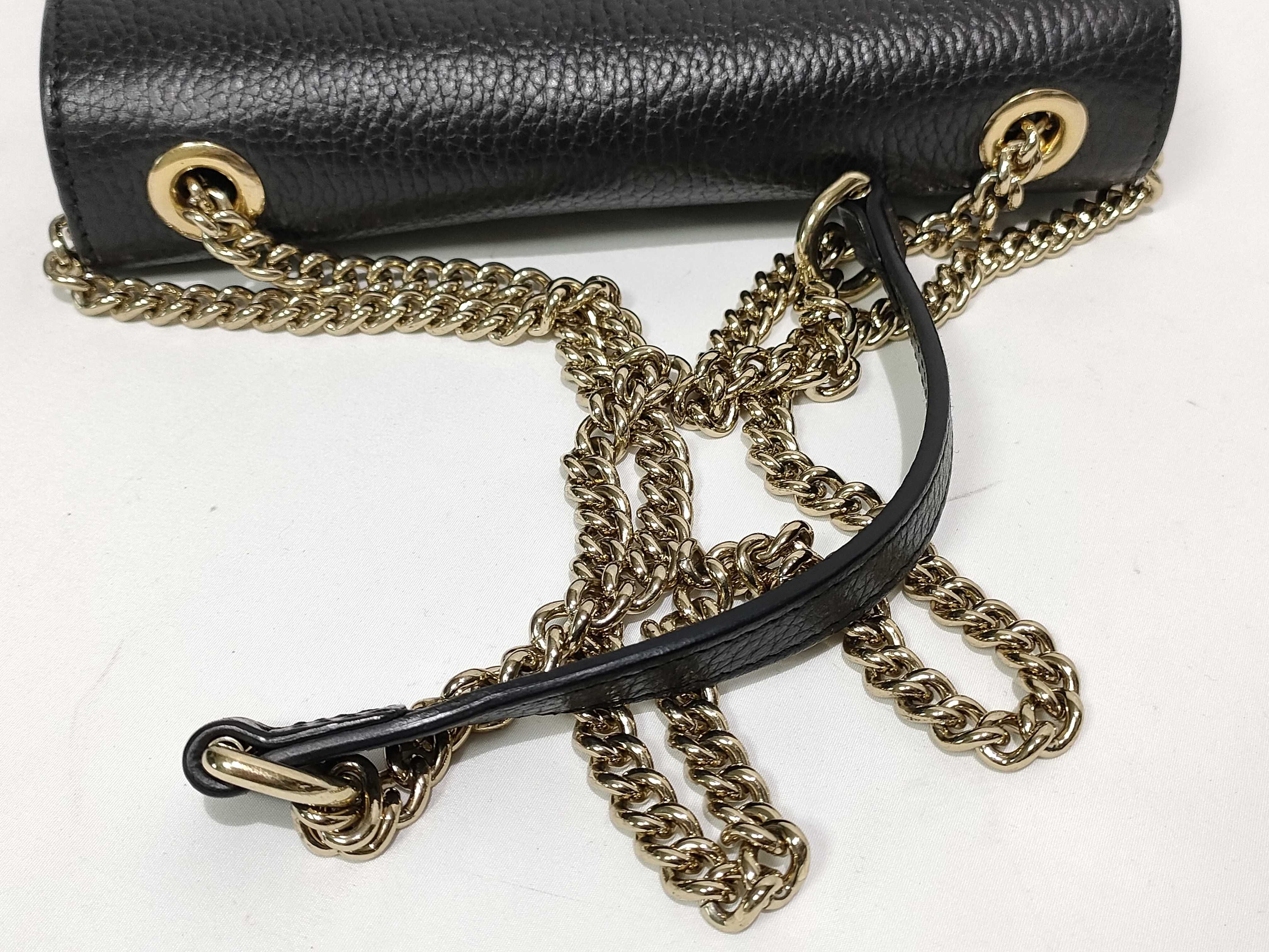 Interlocking Chain Bag Small Shoulder Bag — view 3