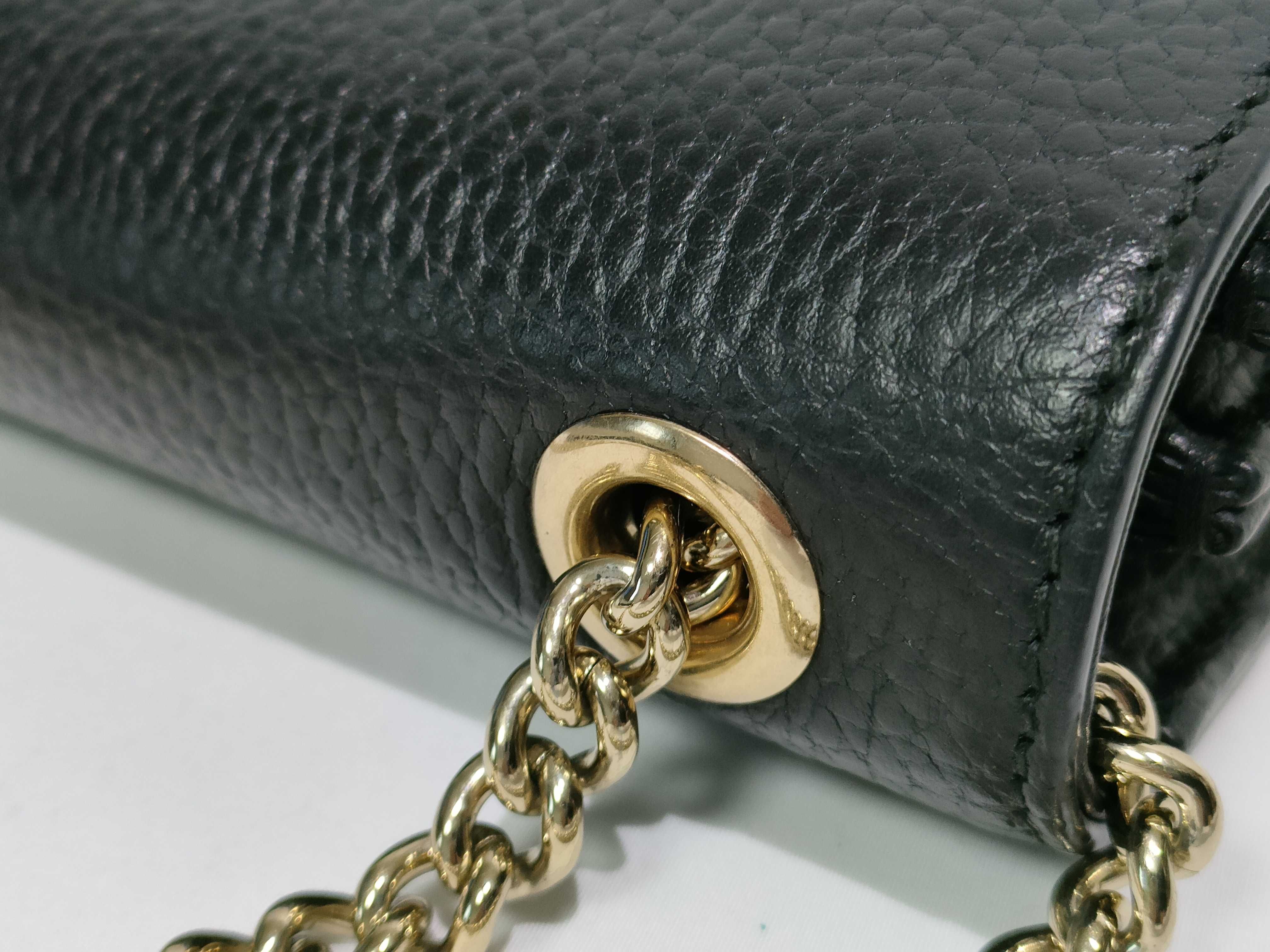 Interlocking Chain Bag Small Shoulder Bag — view 5