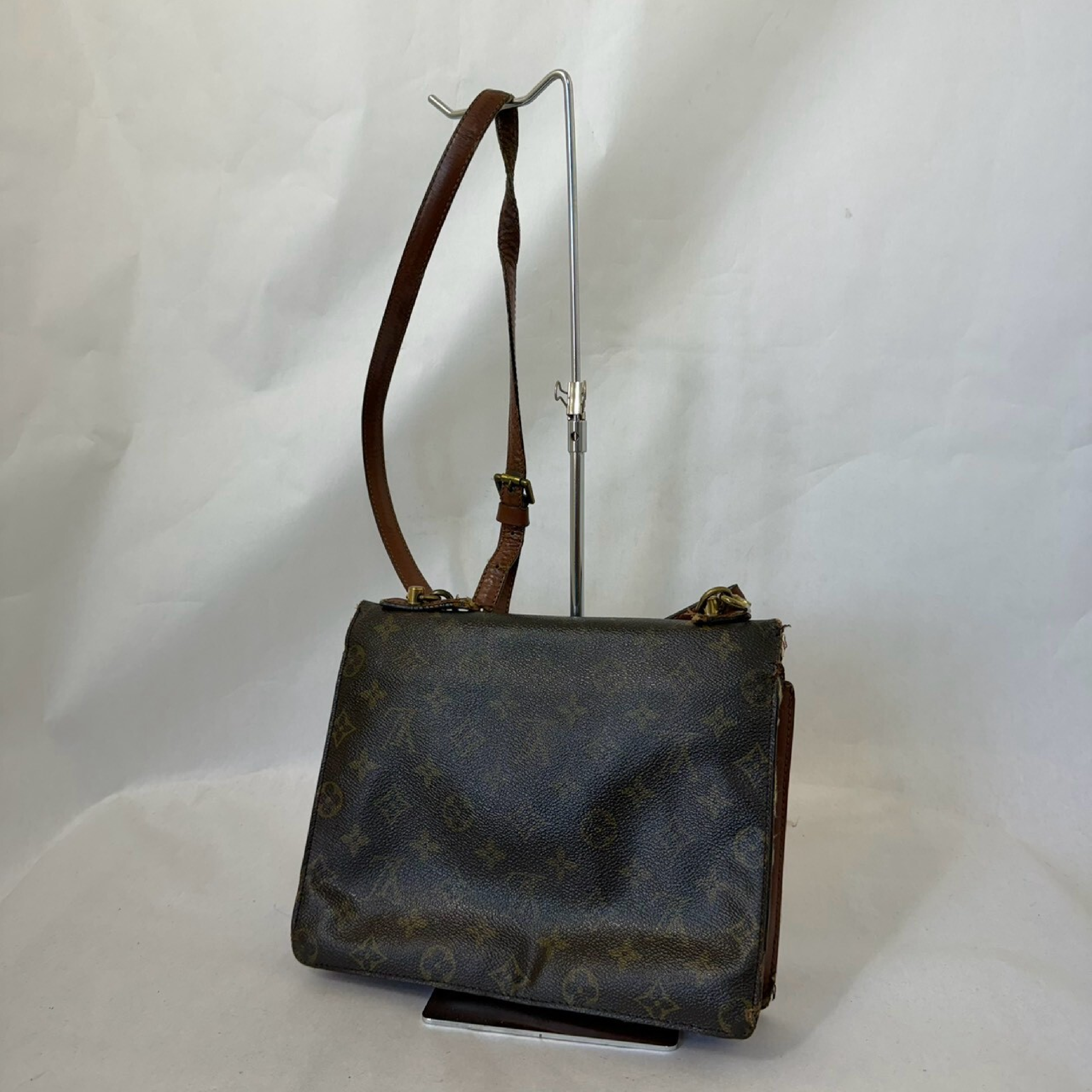 LV All-over pattern hardware Monogram shoulder bag — view 2