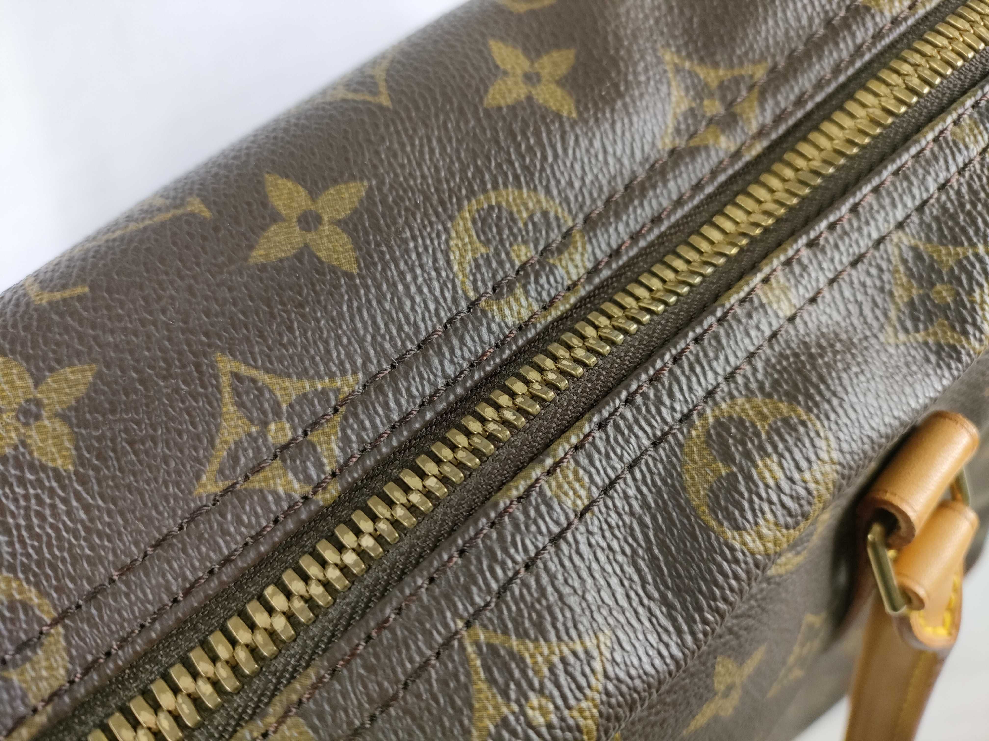 Monogram LV Monogram Travel Bag Handbag — view 8
