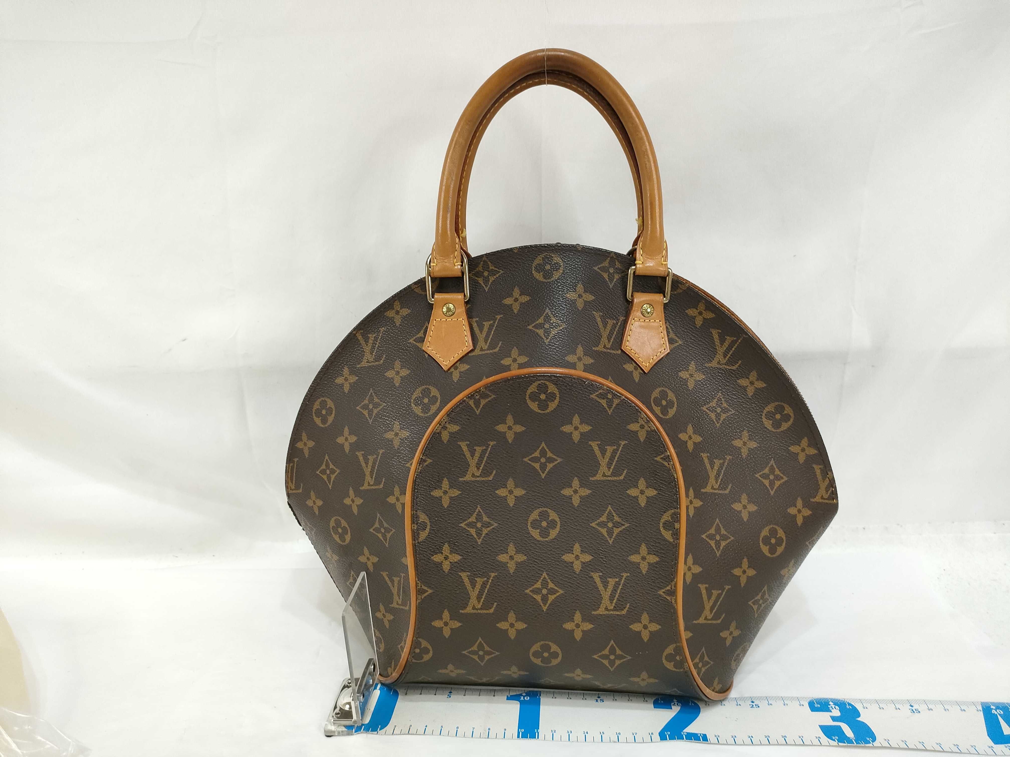 Monogram Louis Vuitton Monogram Ellipse MM M51126 Handbag — view 2