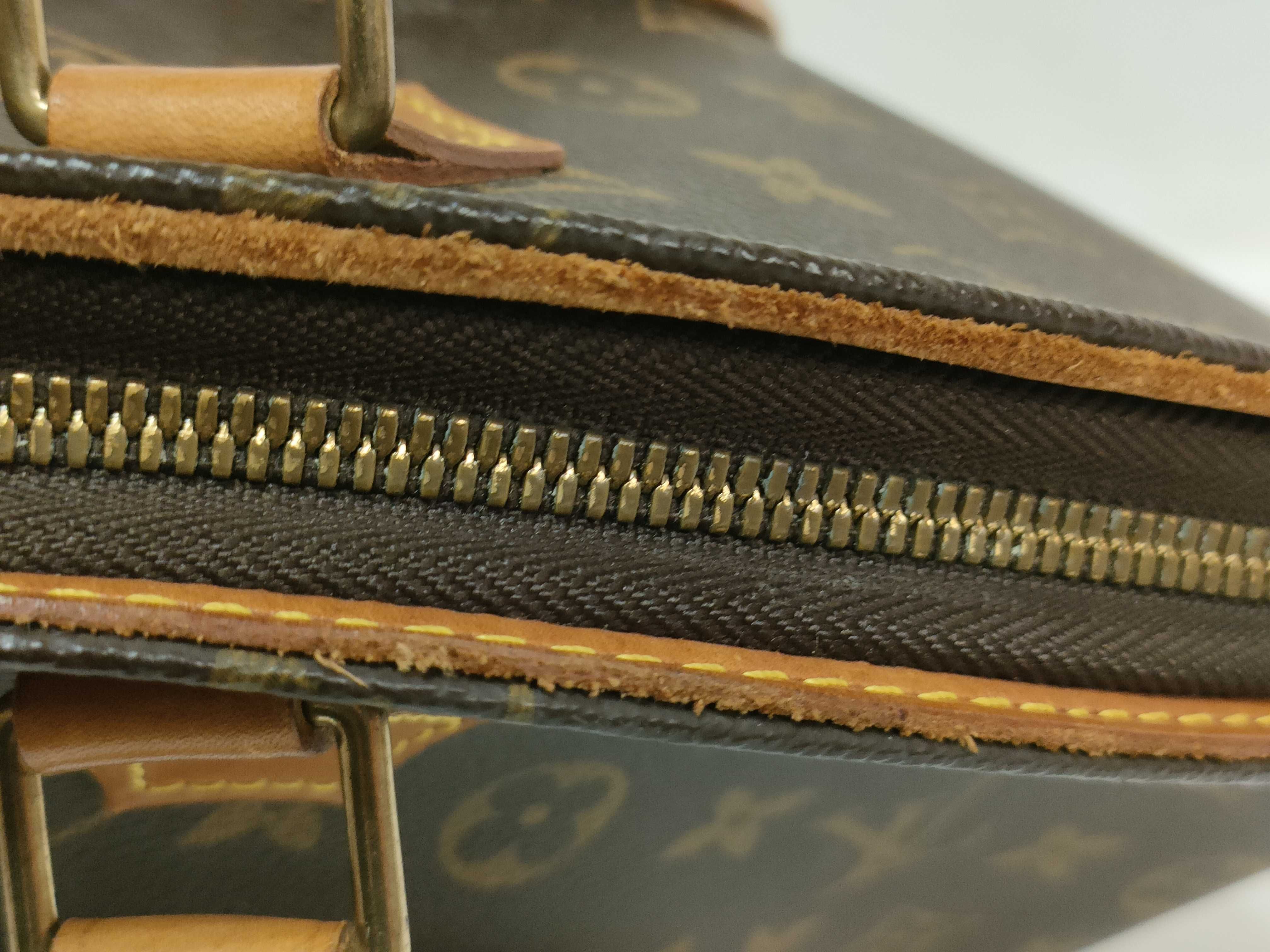 Monogram Louis Vuitton Monogram Ellipse MM M51126 Handbag — view 11