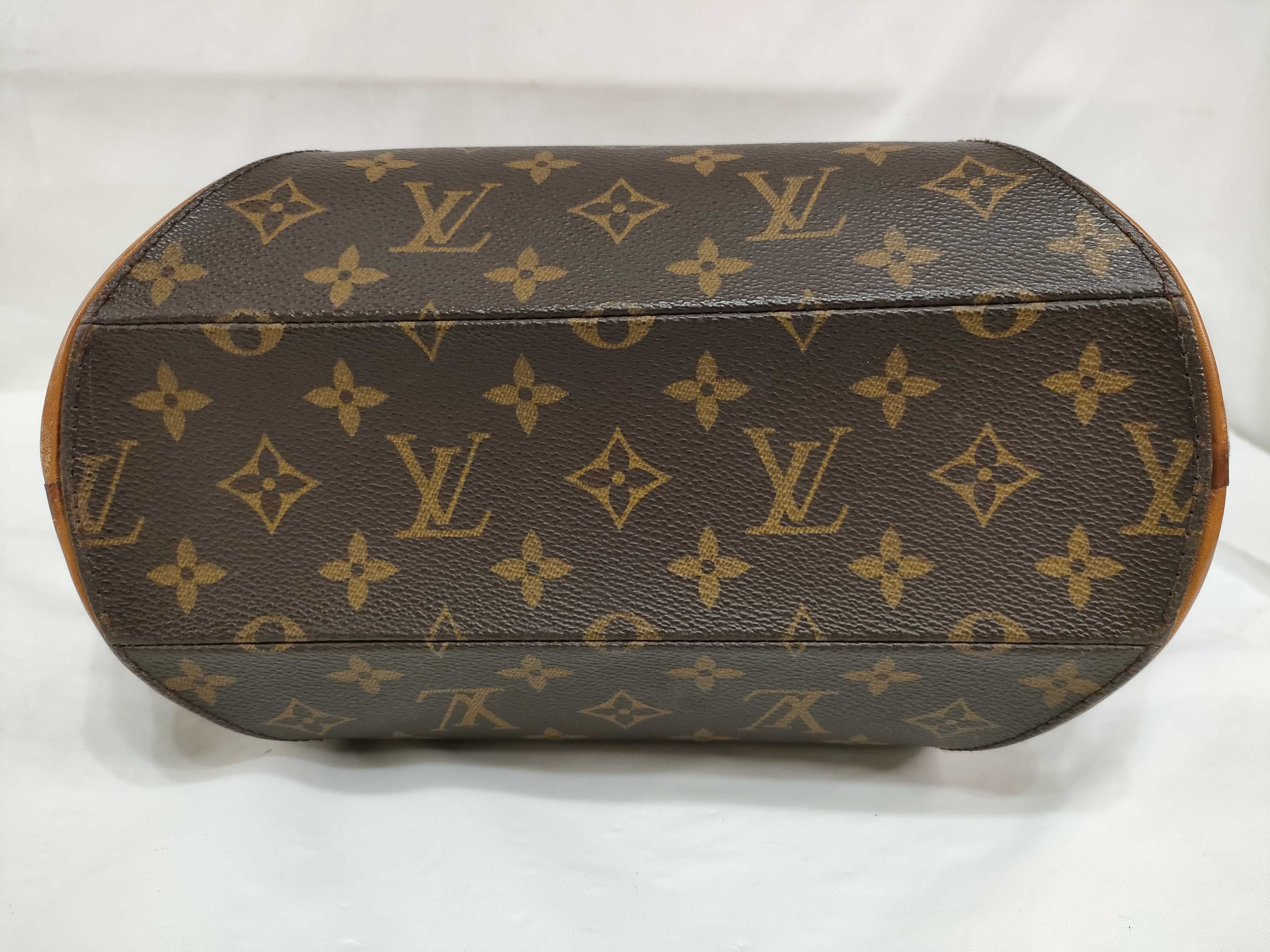 Monogram Louis Vuitton Monogram Ellipse MM M51126 Handbag — view 7