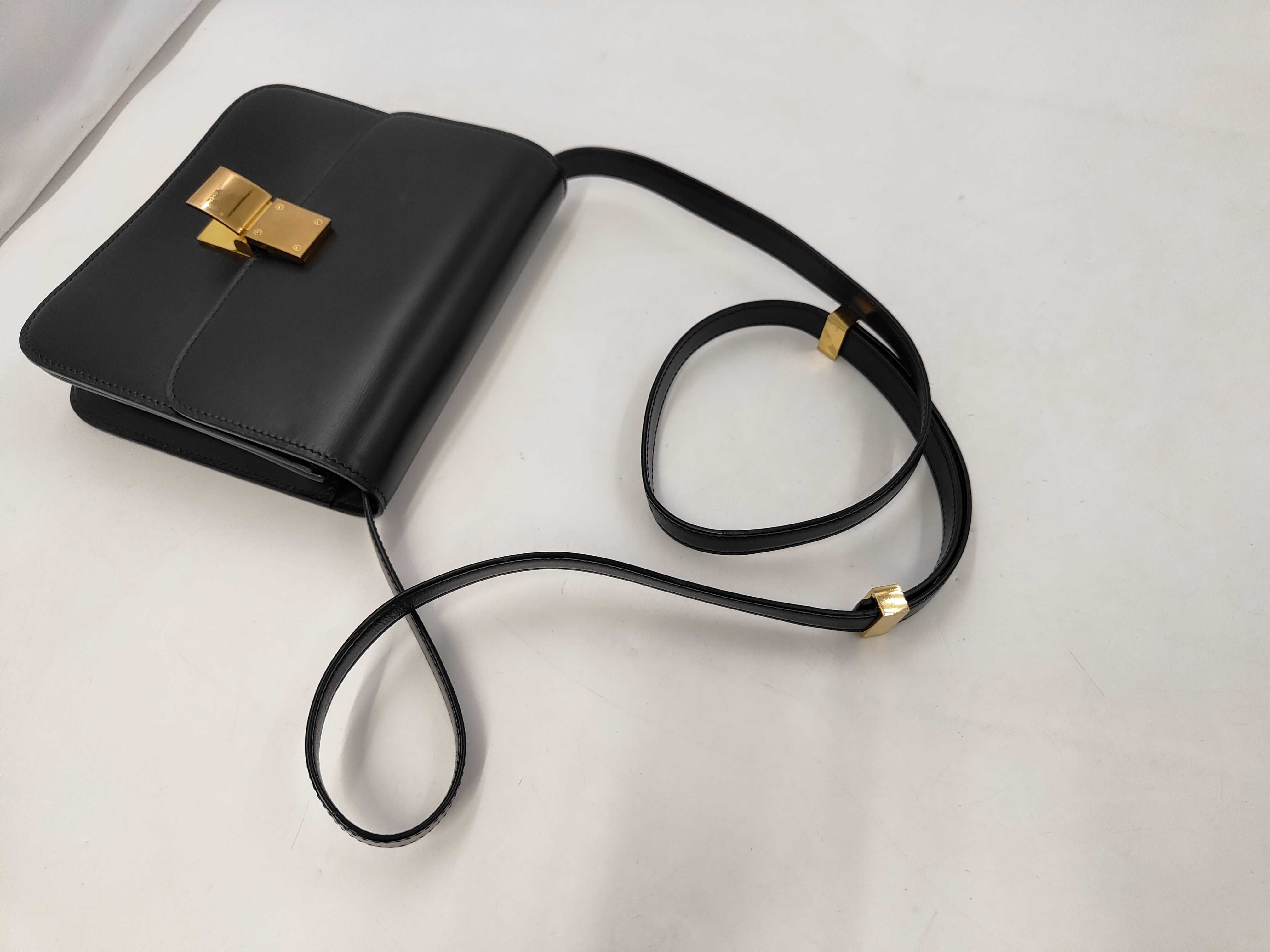 Classic Box Black Shoulder Bag — view 5