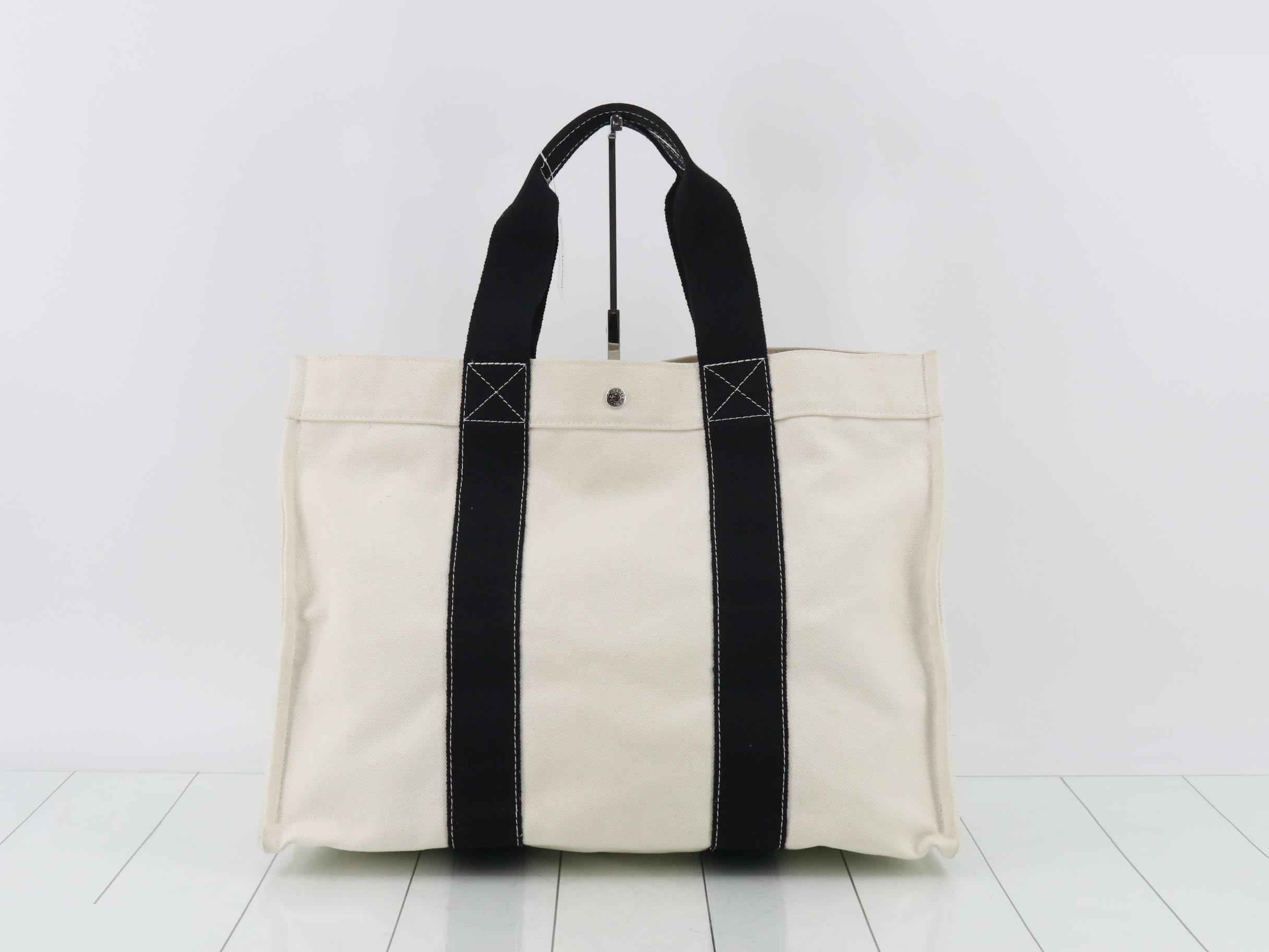 Bora GM Canvas Tote Bag — view 2