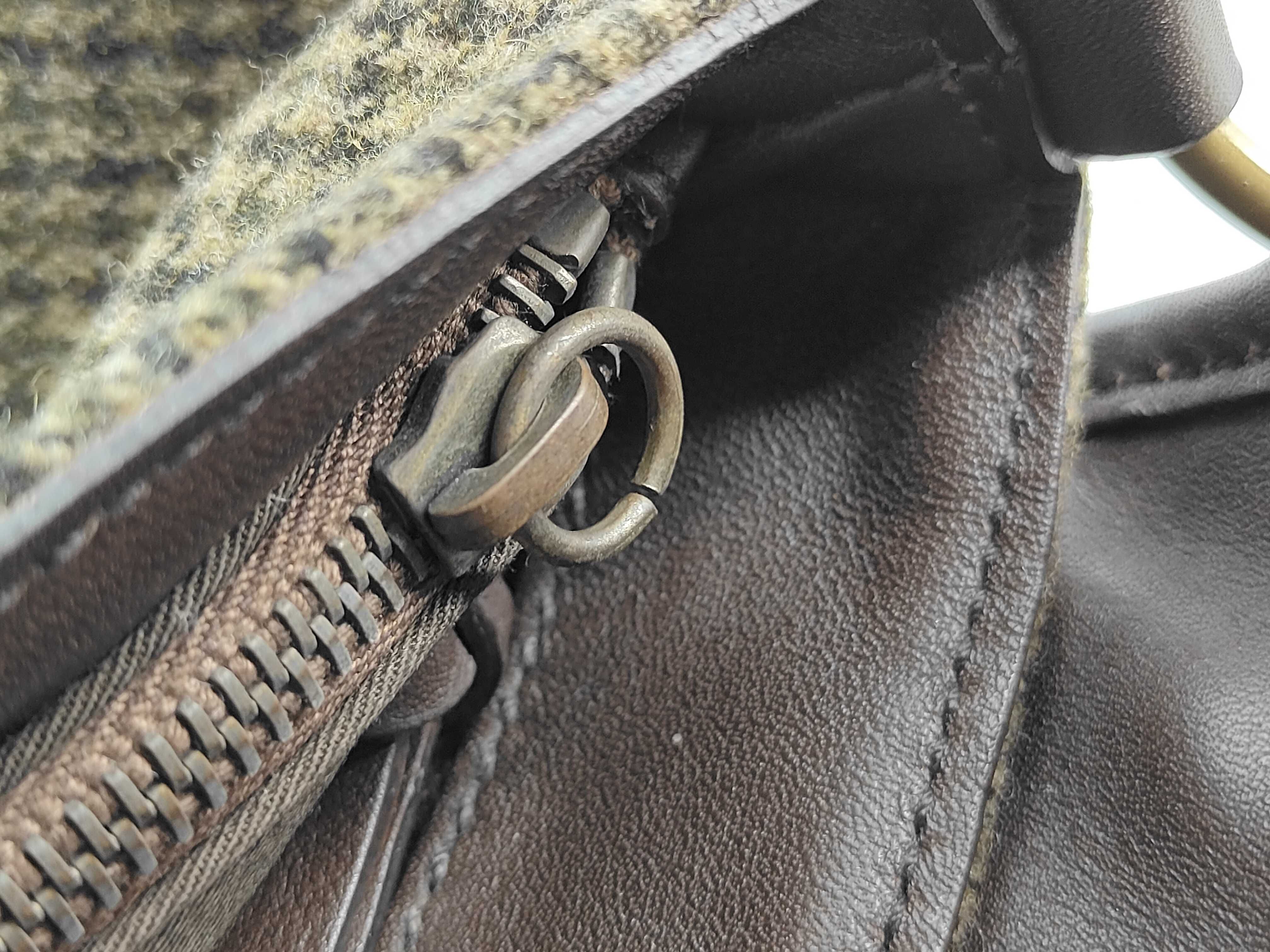 Old Archive Handbag, Wool, Brown Houndstooth Pattern — view 15