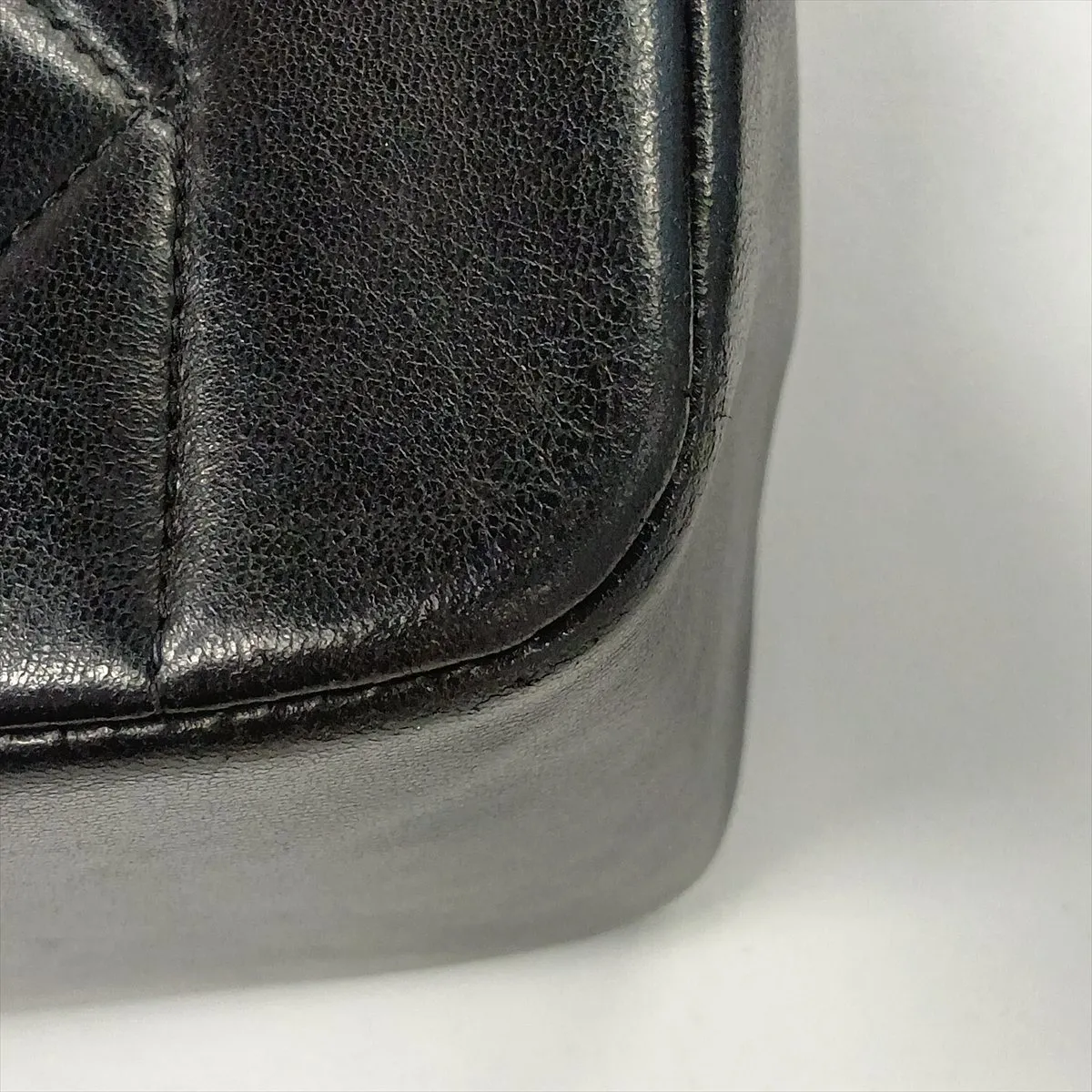 Matelassé Lambskin Single Flap Single Chain Bag, Diana Flap, Black with Gold Hardware, Item Number 2823999, Series 2 — view 15