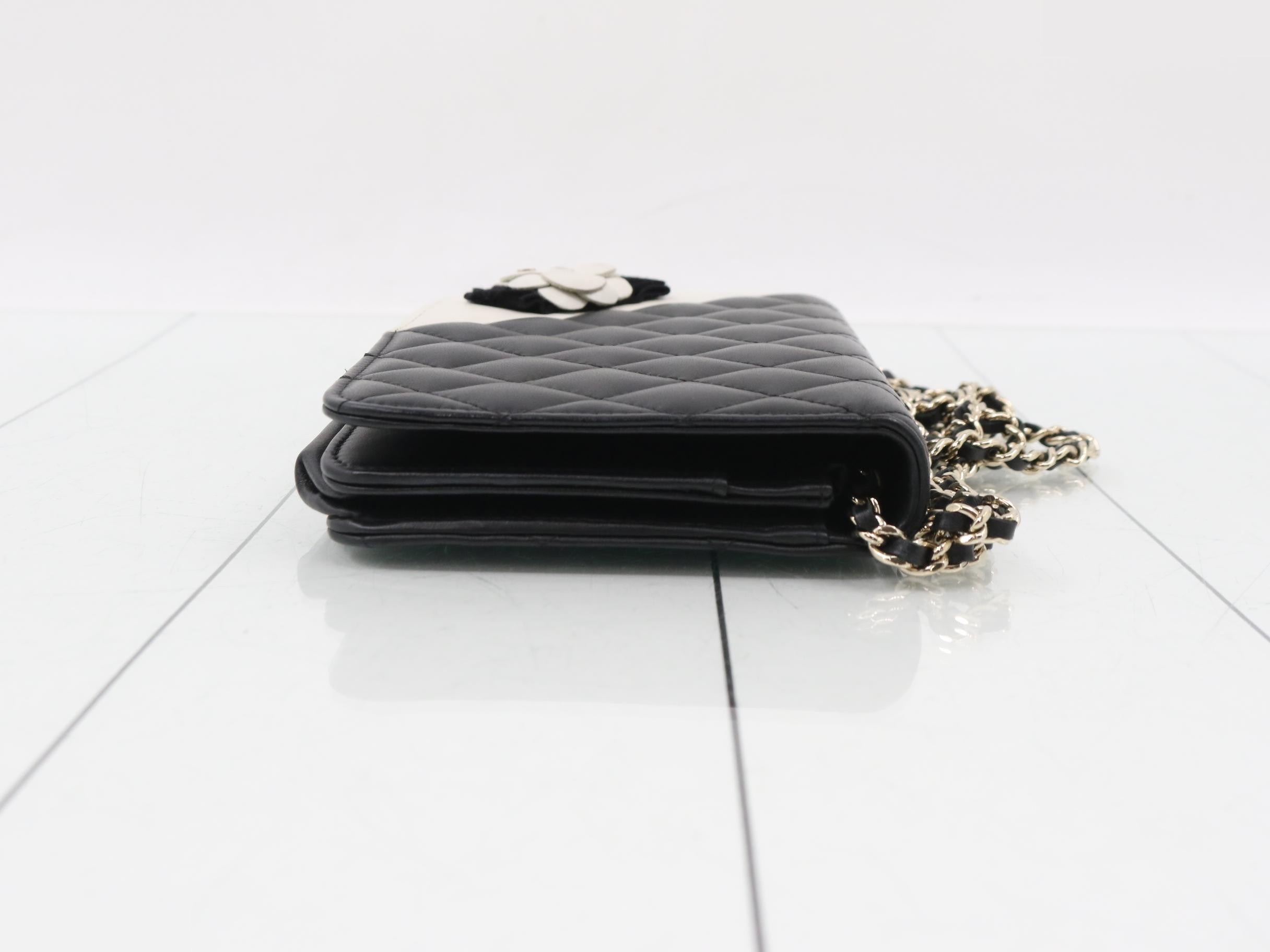 Matelassé Chain Shoulder Bag — view 3