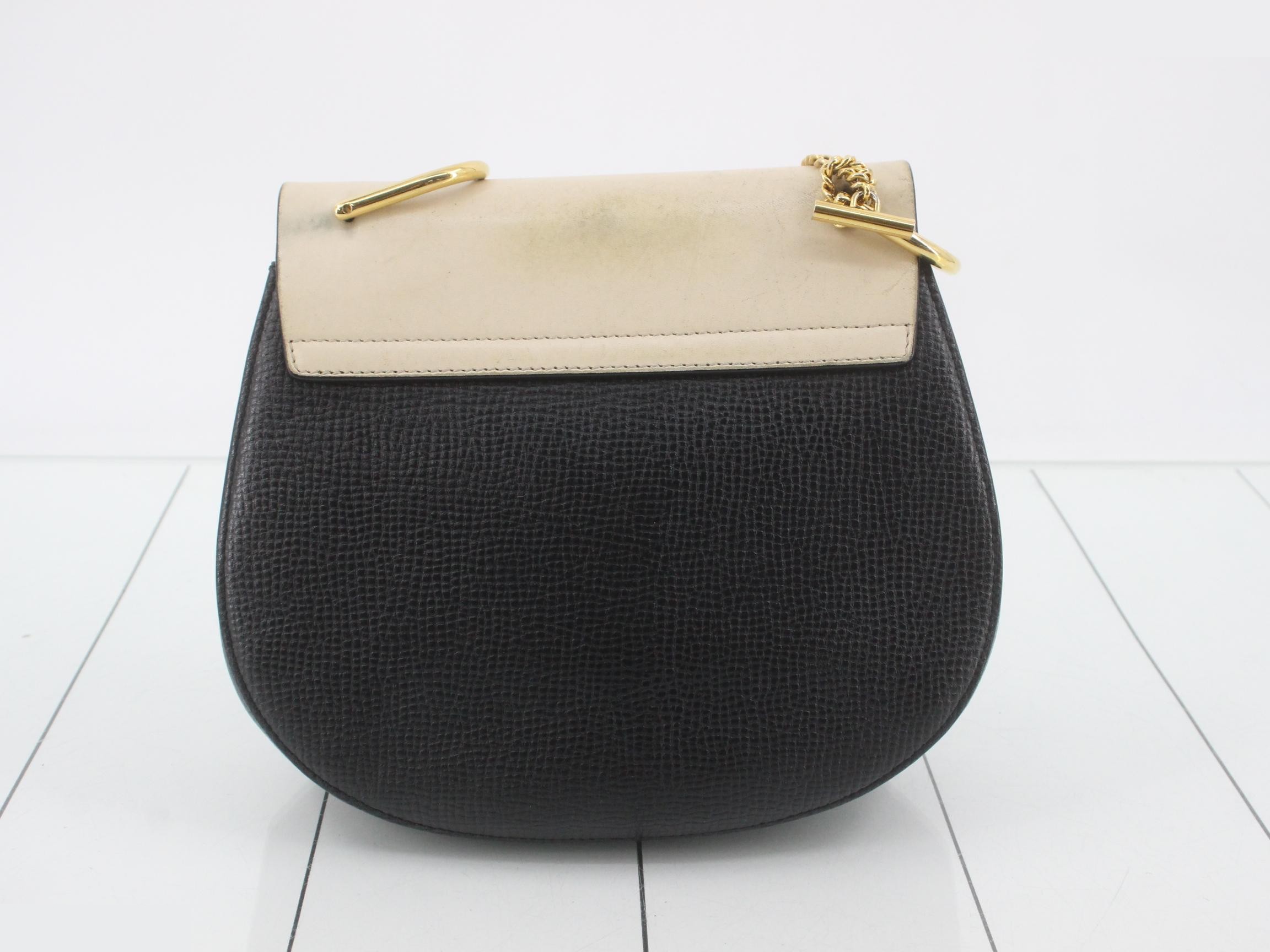 Chain shoulder bag, black and beige leather — view 2