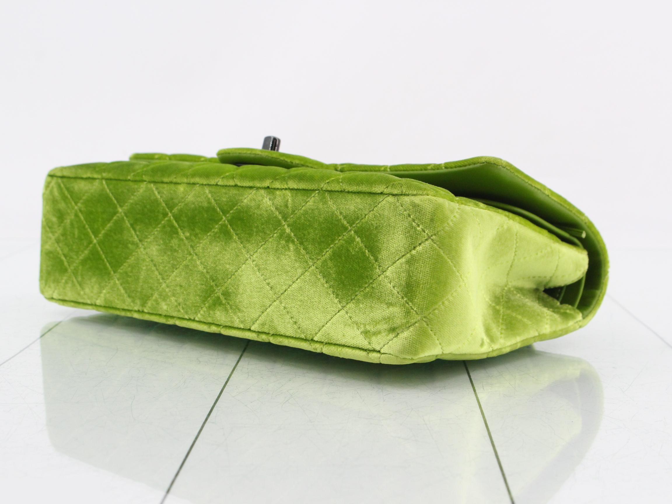 Velour Matelassé Classic Chain Shoulder Bag — view 6
