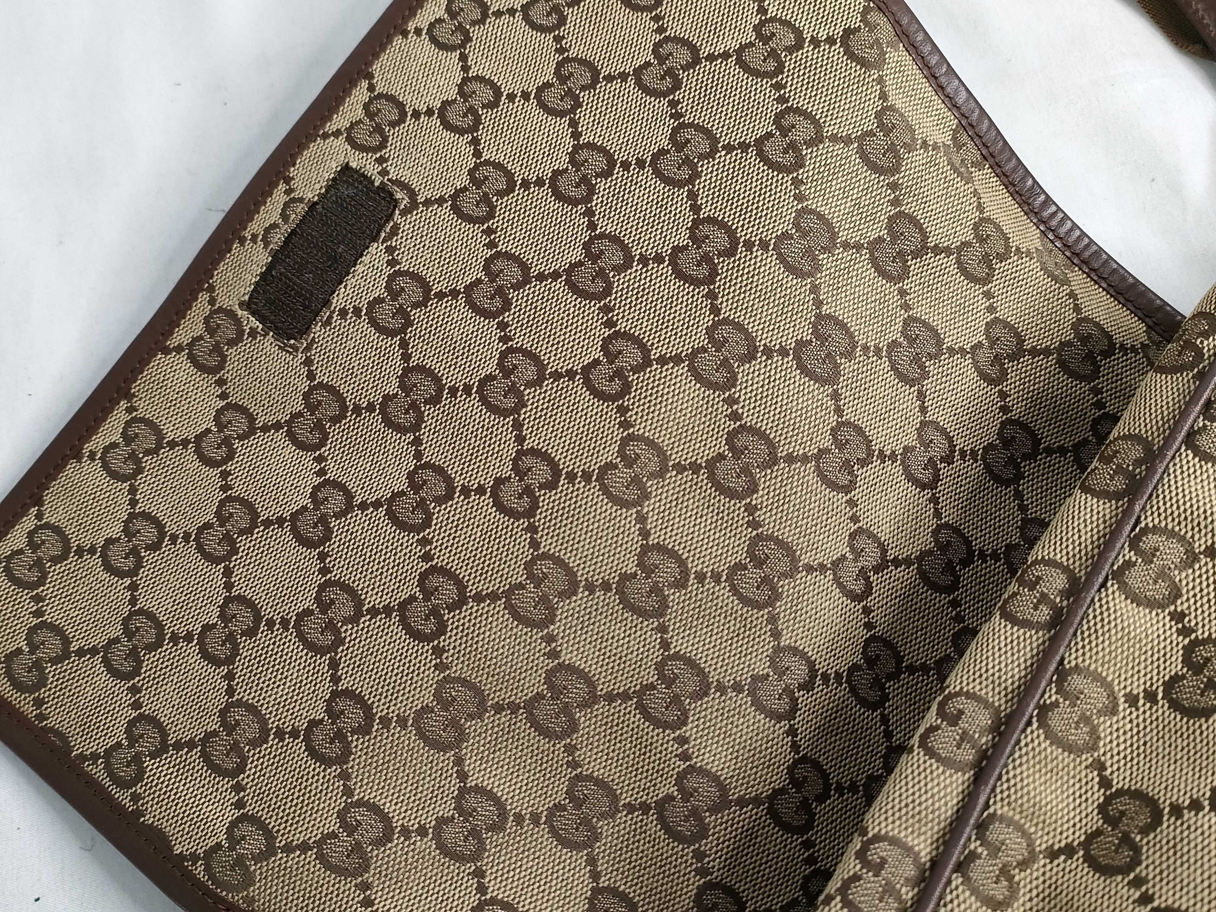 GG Canvas Shoulder Bag, Canvas, Brown Shoulder Bag — view 8