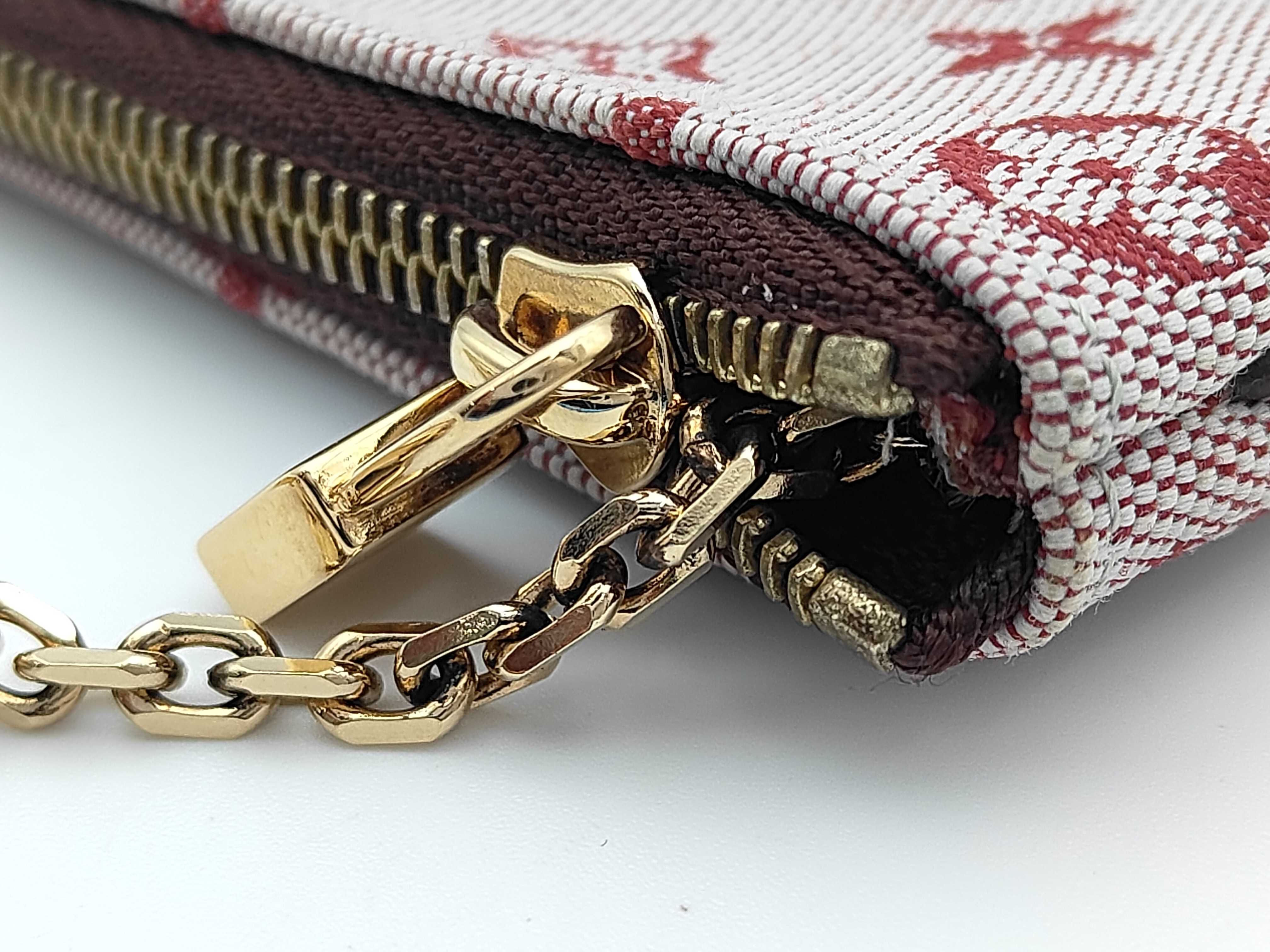 Pochette Clé Monogram Mini Red Coin Case — view 3