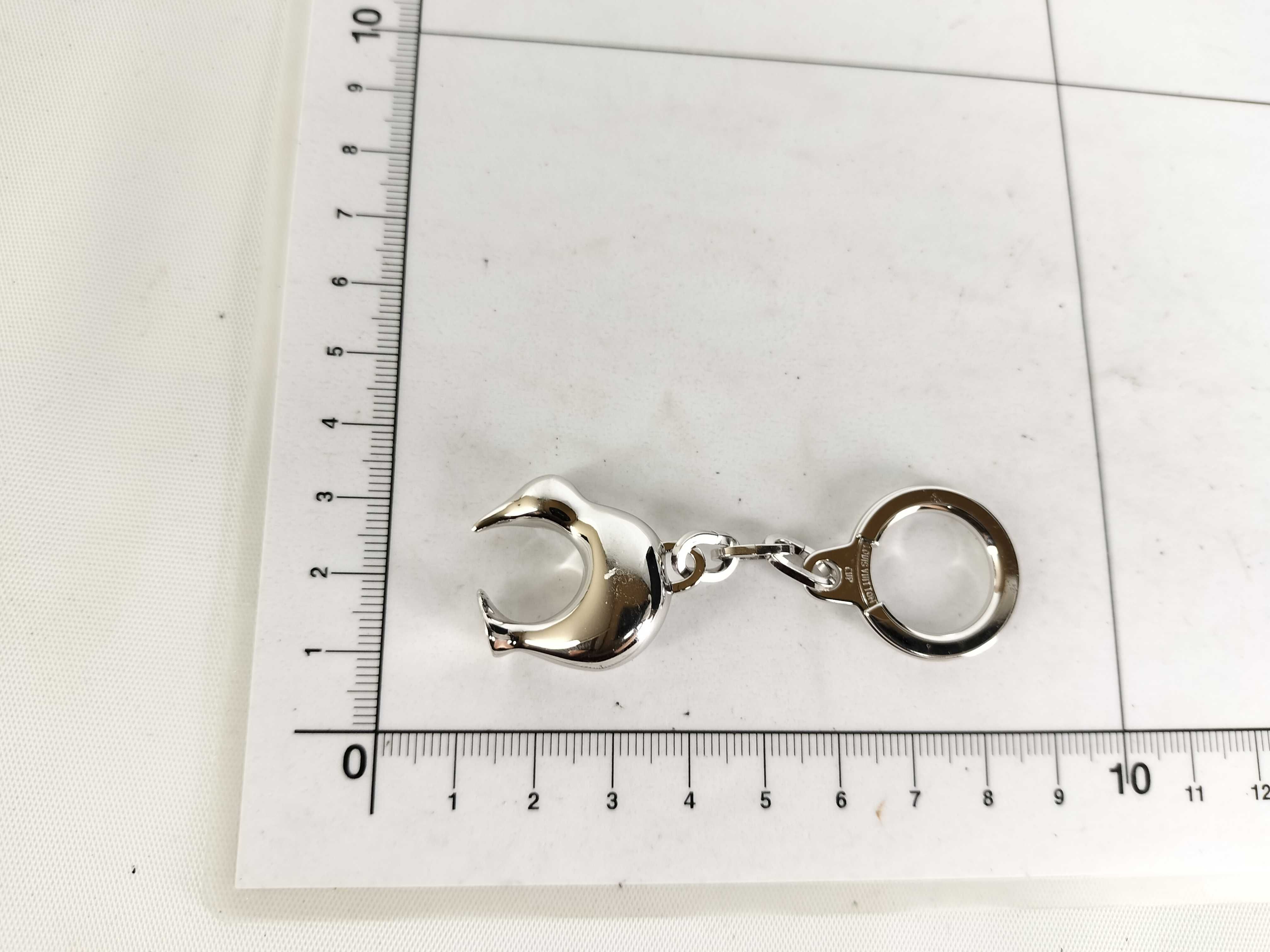 LV Cup Kiwi Keyring and other accessories — view 8