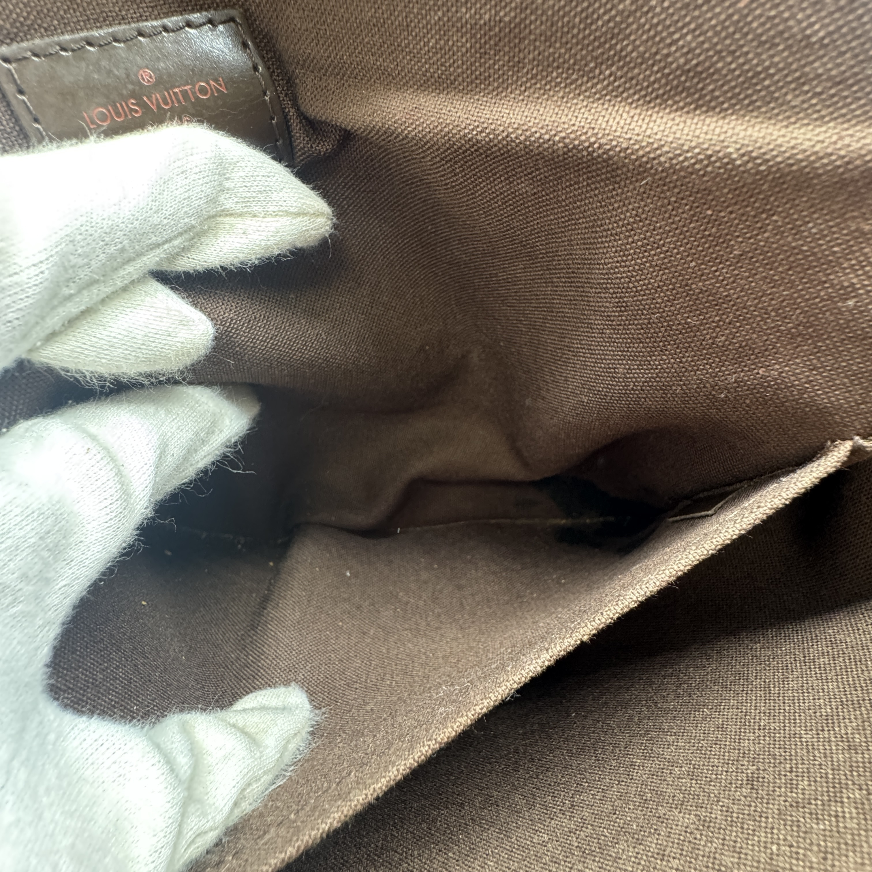 Damier Brooklyn MM Shoulder Bag — view 11