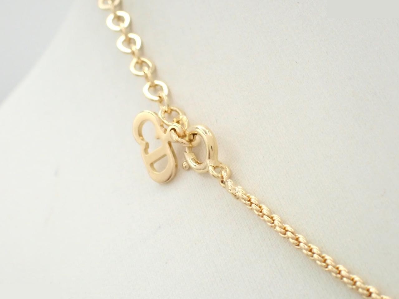 Other lines: Precious metal necklaces and pendants, chain approximately 42cm. — view 2