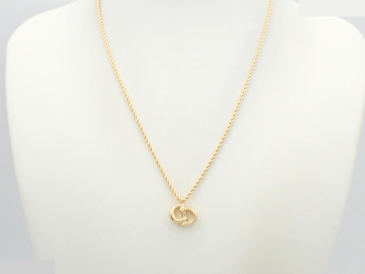 Other lines: Precious metal necklaces and pendants, chain approximately 42cm. — view 3