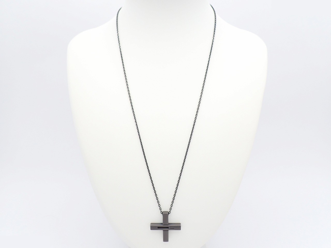 Cutout G Necklace, Black Coating, 925 Sterling Silver / 11.3g — view 2