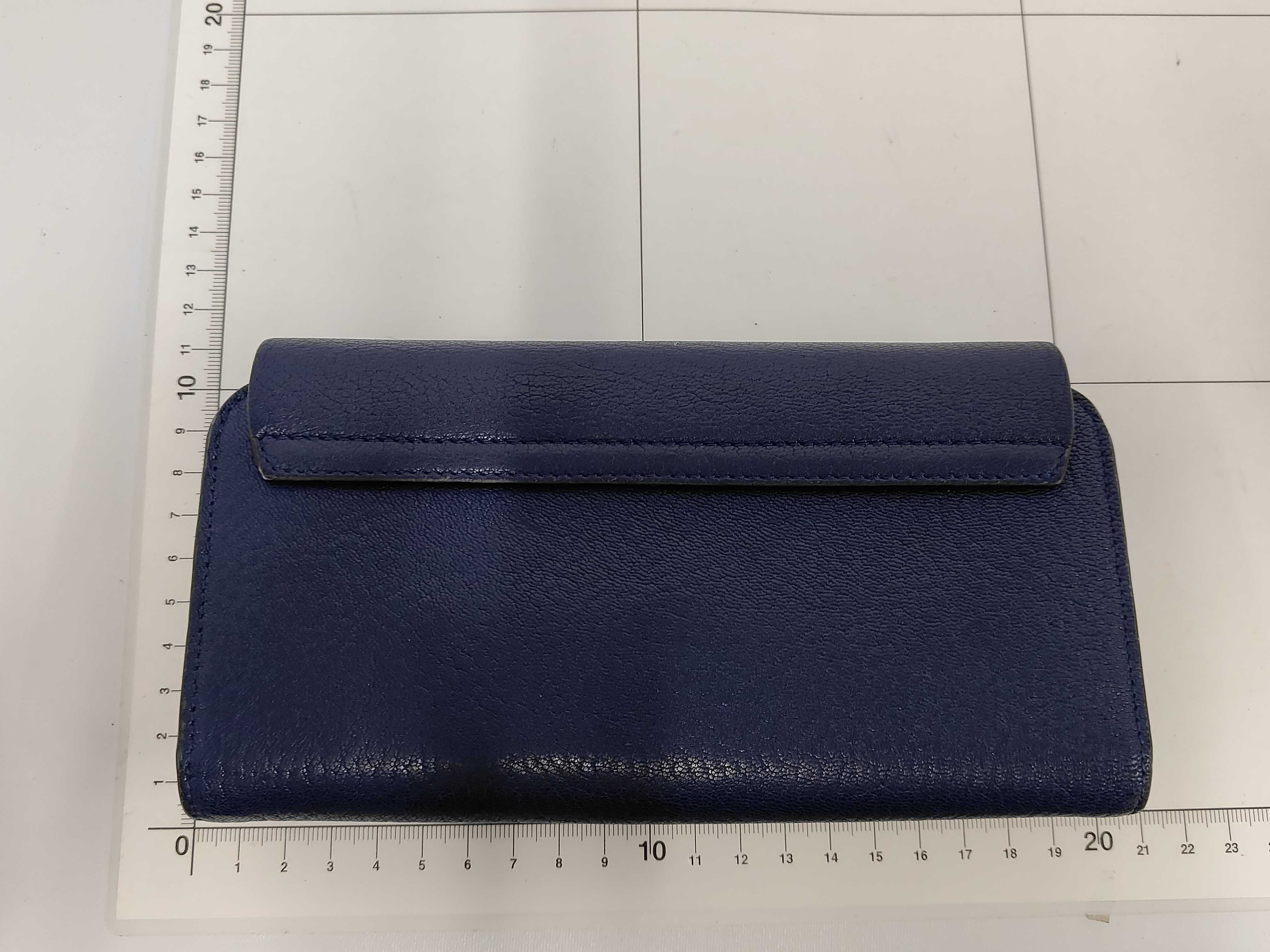 wallet [IW470] — view 2