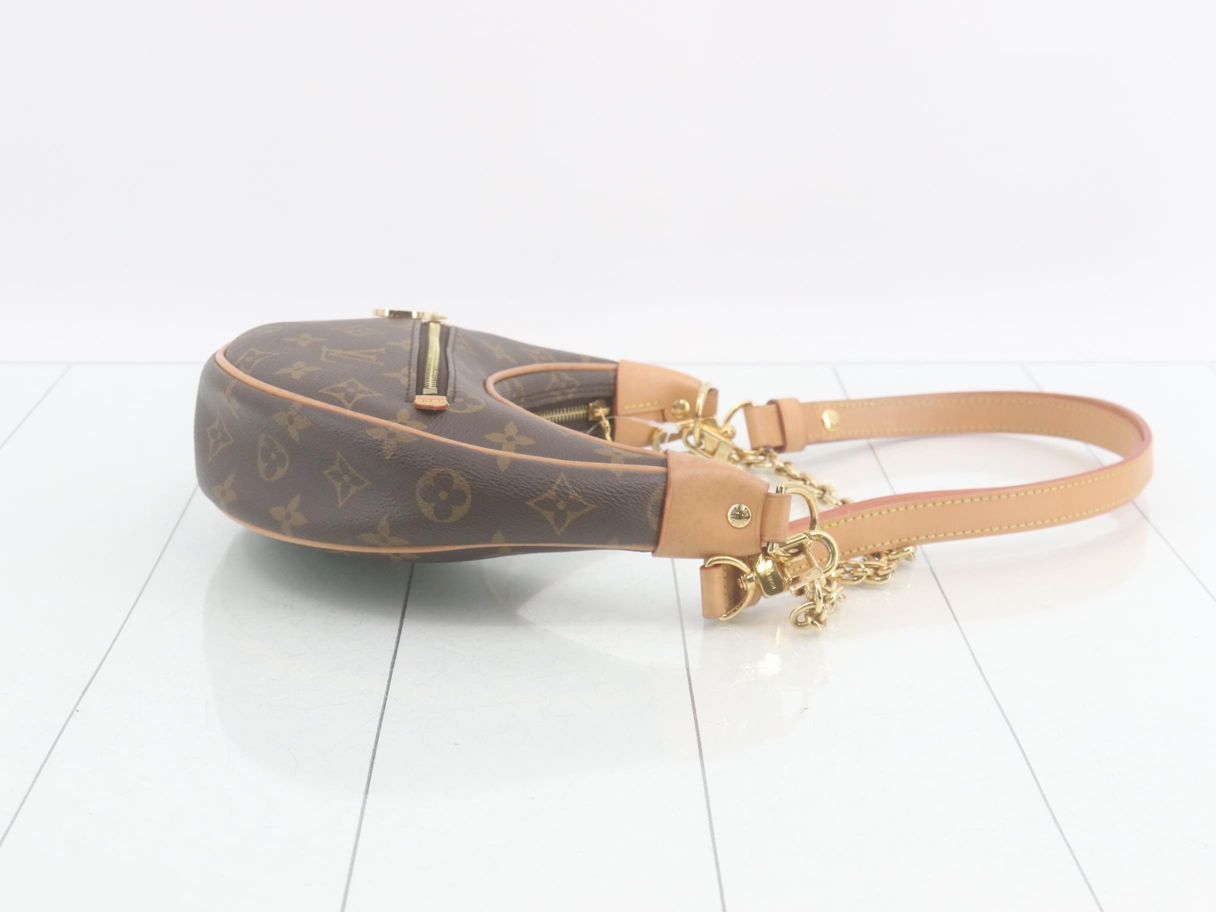 Loop shoulder strap included — view 3